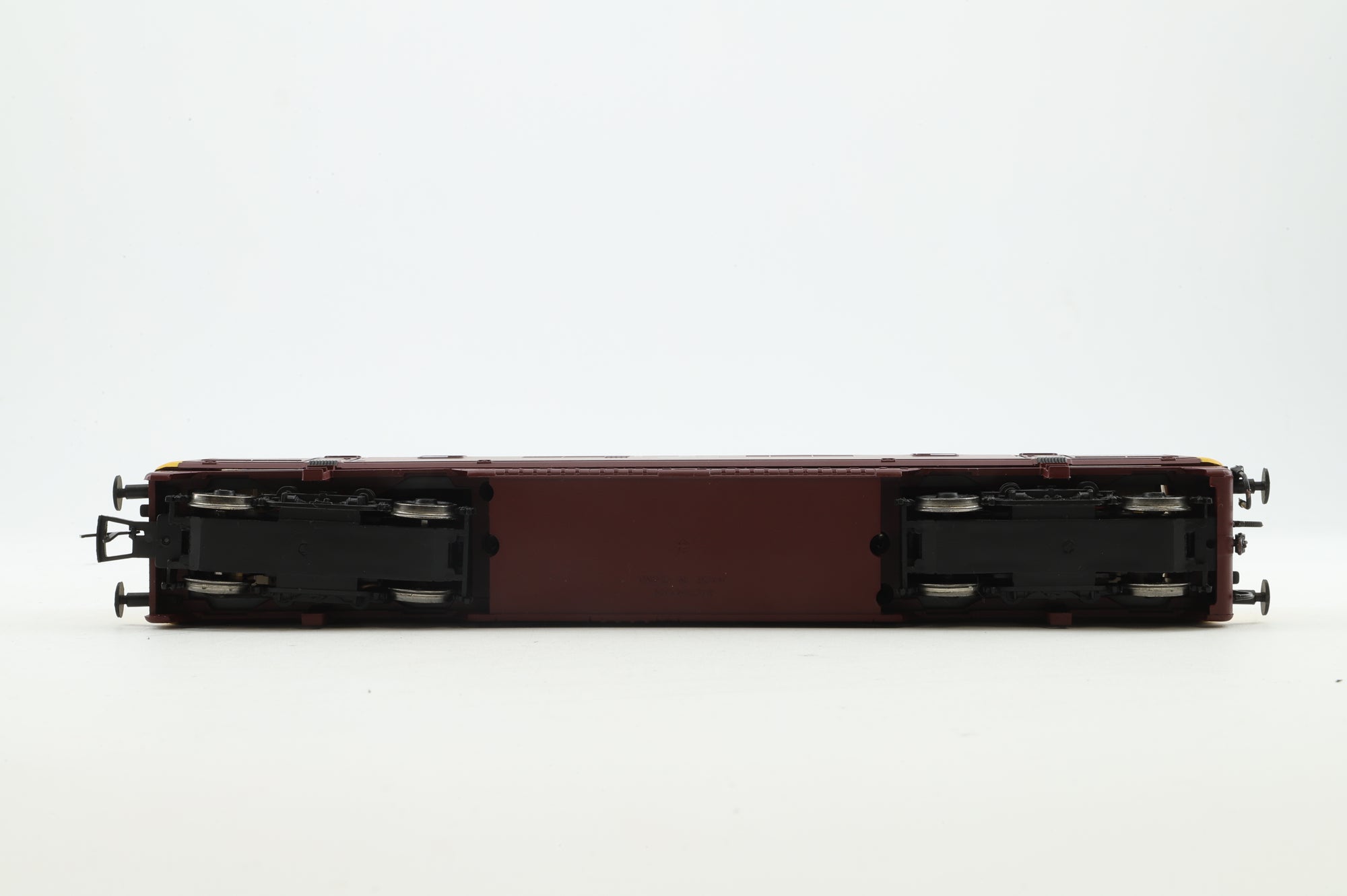 Bachmann OO 32-056 Class 42 Warship Diesel 'D806' 'Cambrian' BR Maroon