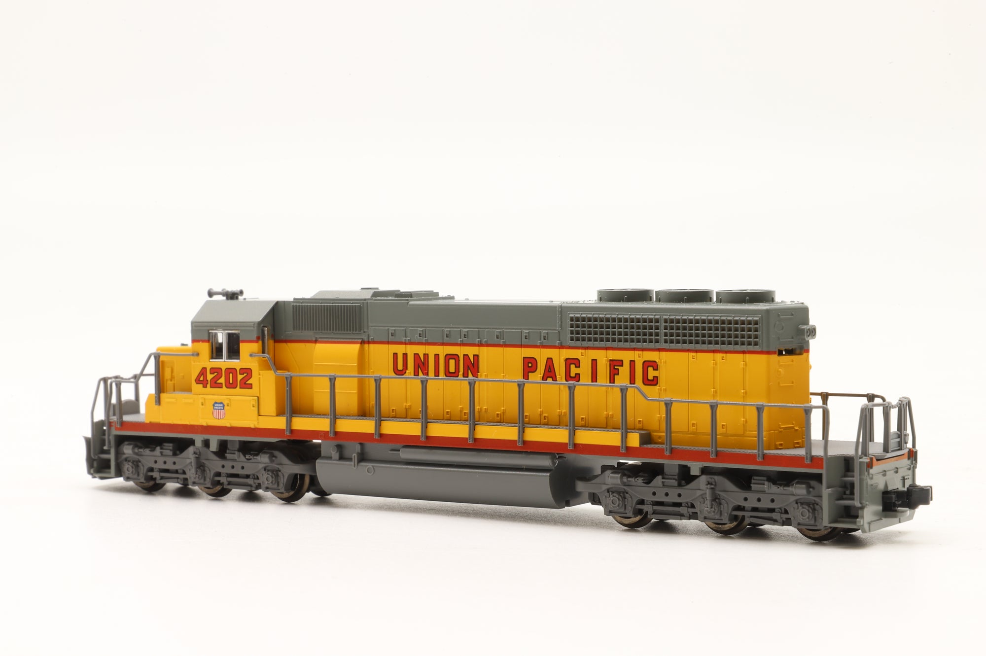 Kato N 176-4705 SD40-2 (Early) 4202 in UP Livery