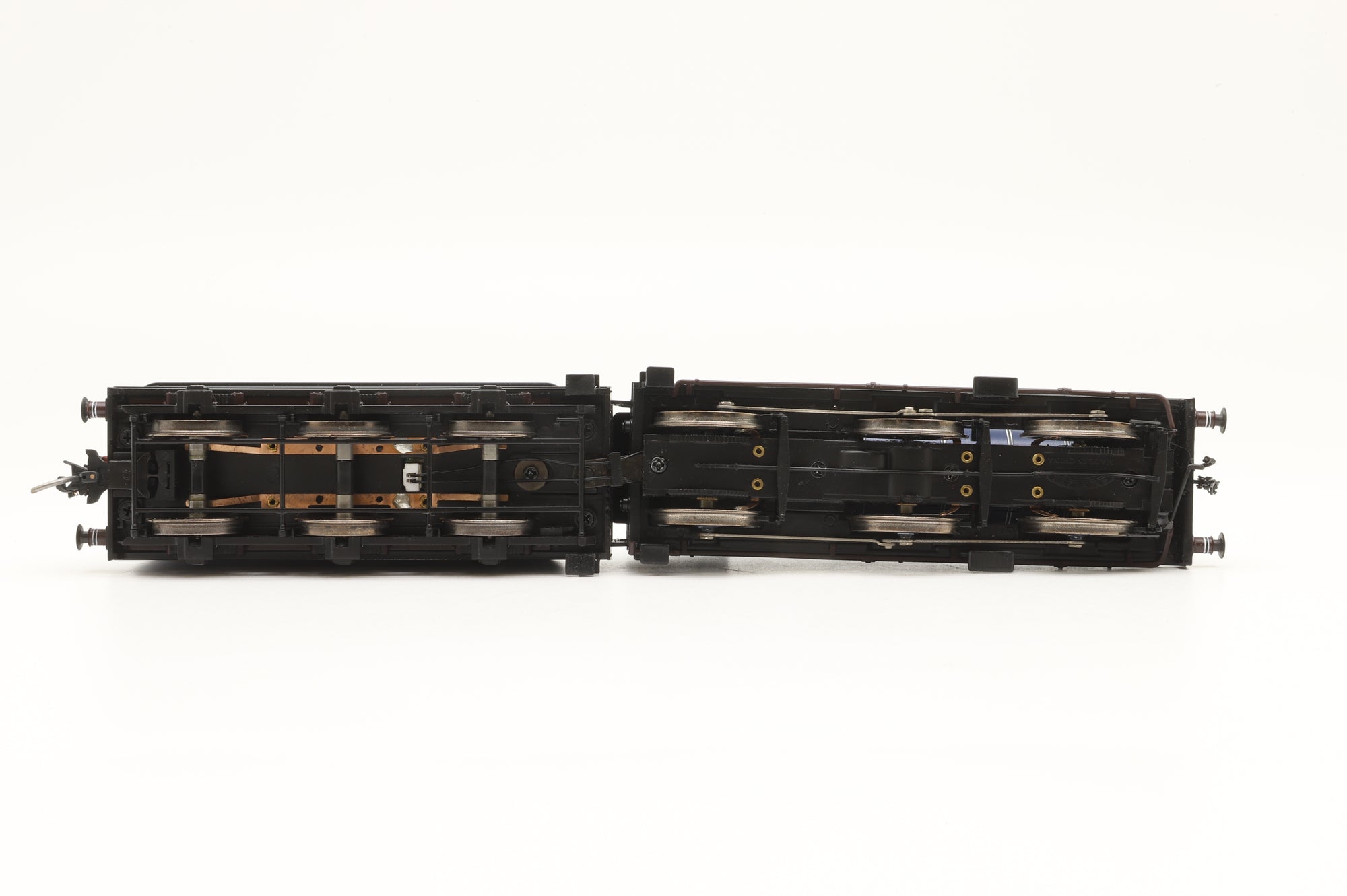 Bachmann OO 35-284Z Caledonian Class 812 '828' Caledonian Railway Lined Blue DCC Sound