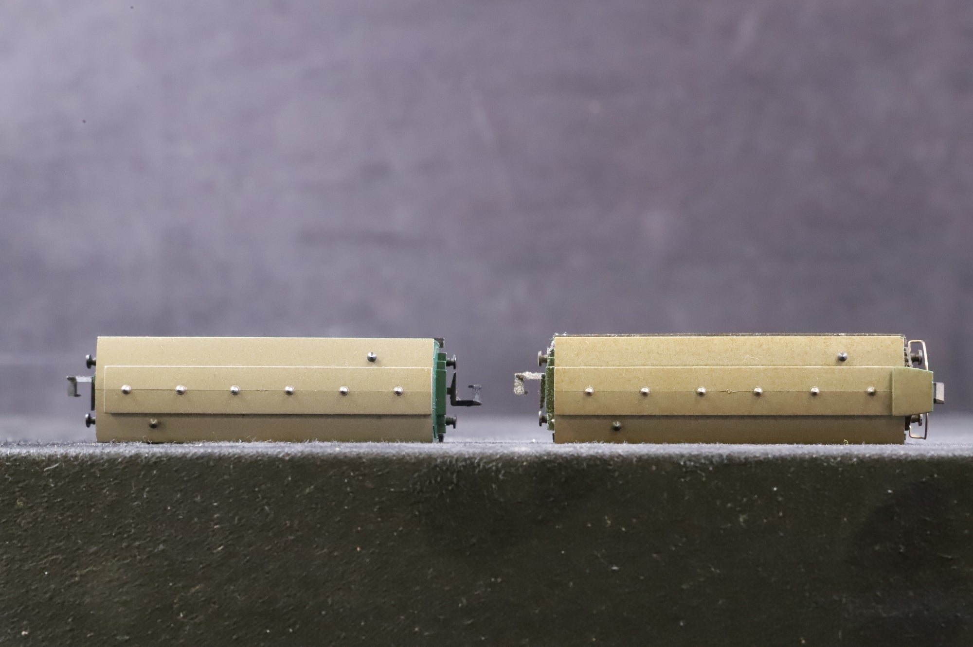 Fleischmann N Gauge Rake of 4 Green Deutsche Reichsbahn 6-Wheel Coaches