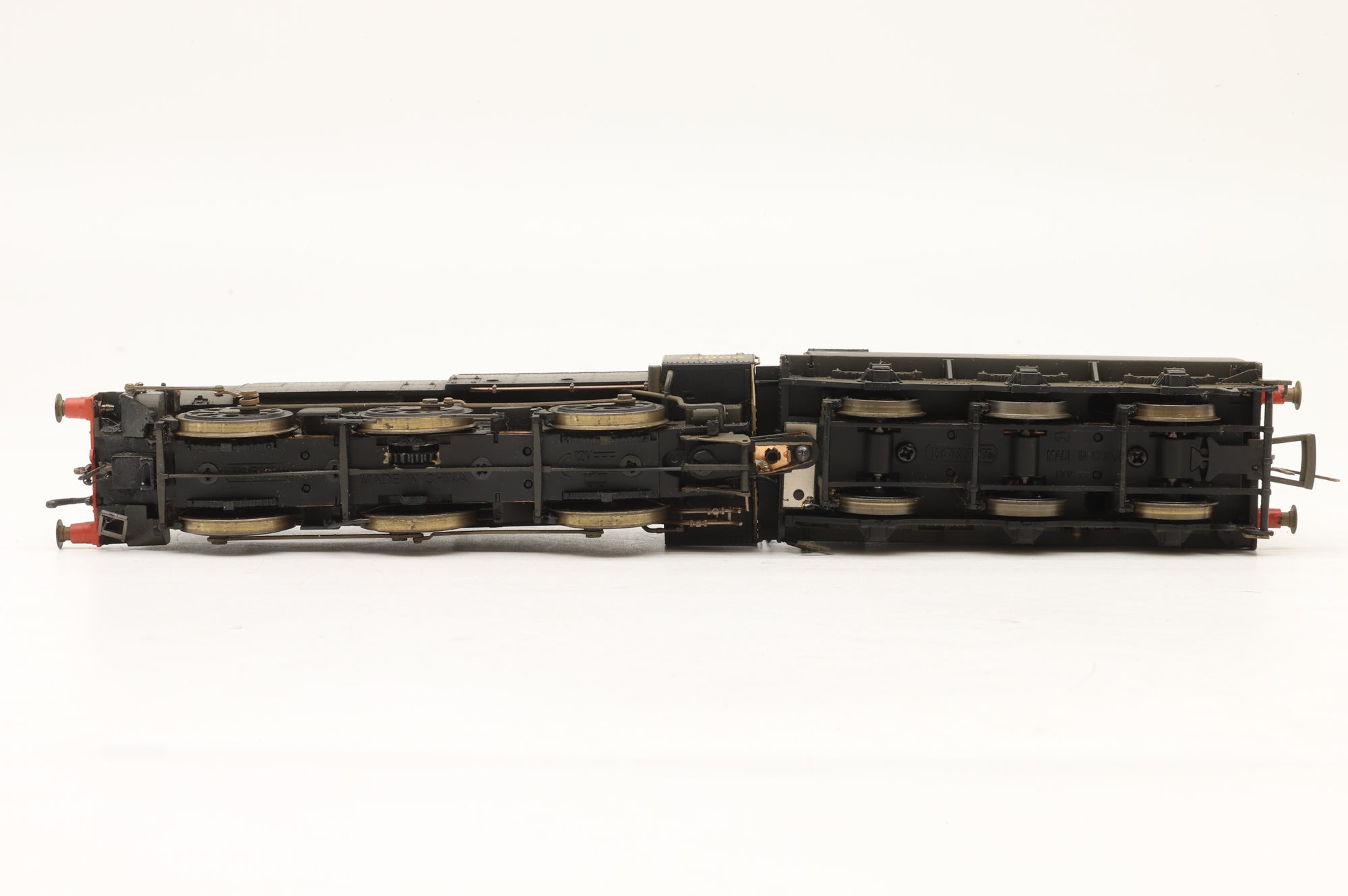 WORKSHOP Hornby OO R2344A Class Q1 33006 in BR Black w/ Late Crests