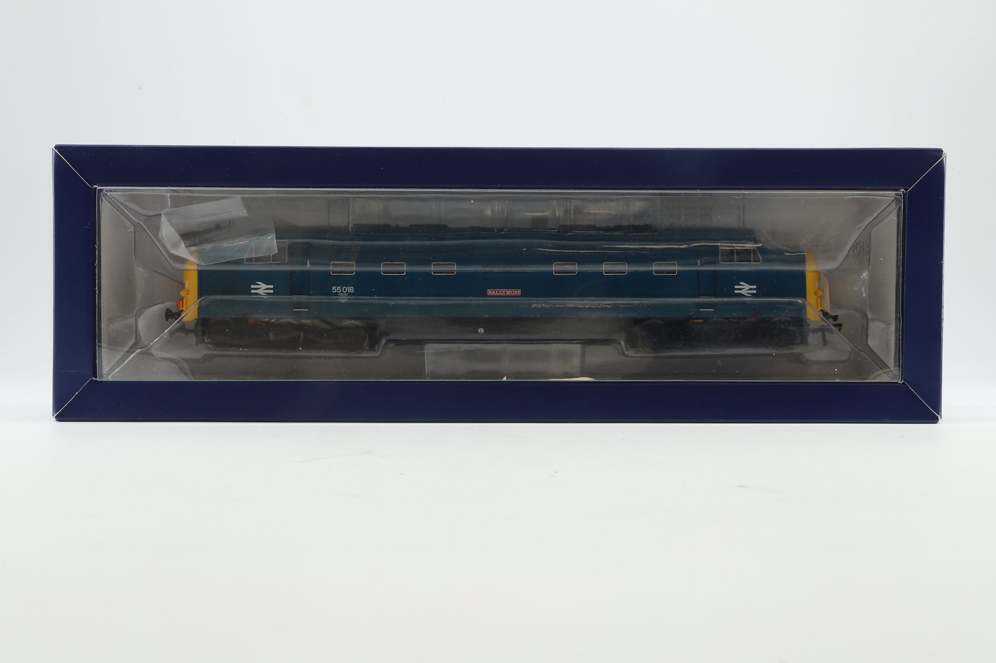 Bachmann OO 32-526DS Class 55 '55018' 'Ballymoss' BR Blue, DCC Sound
