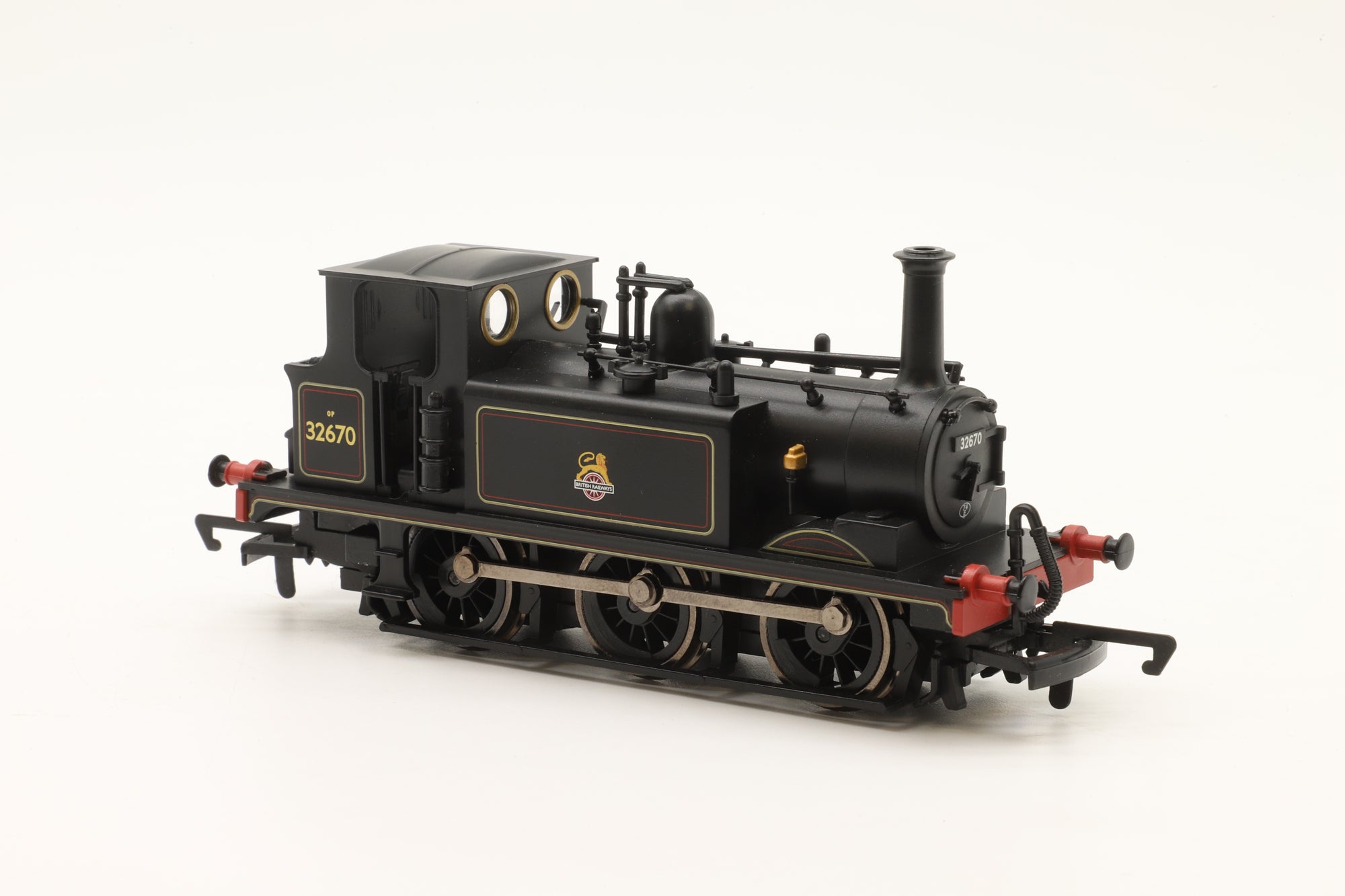 Hornby OO R3116 Terrier Locomotive '32670' BR Lined Black E/C