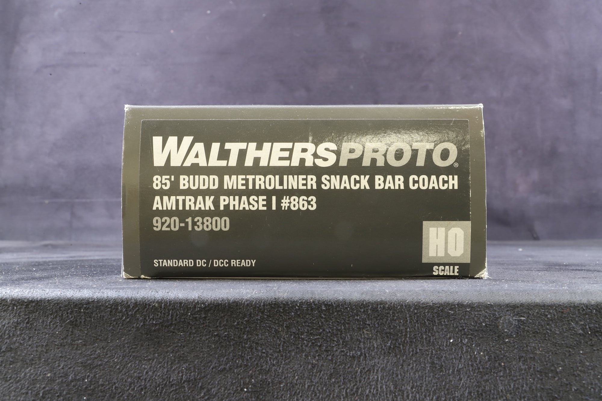 Walthers Proto HO 920-13800 85' Budd Metroliner Snack Bar Coach Amtrak Phase 1 '863'