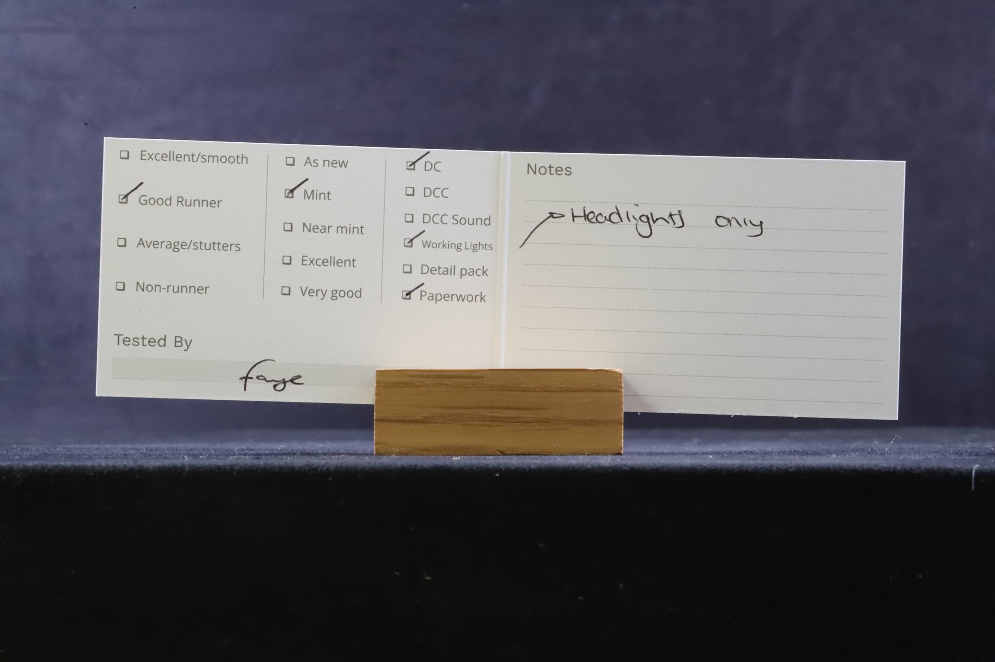 Atlas HO 8276 GE U23B Delaware & Hudson '2303'