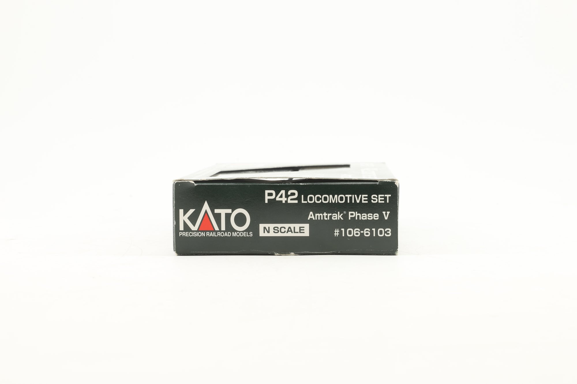 Kato N 106-6103 P42 Amtrak Locomotive Set #123/#134