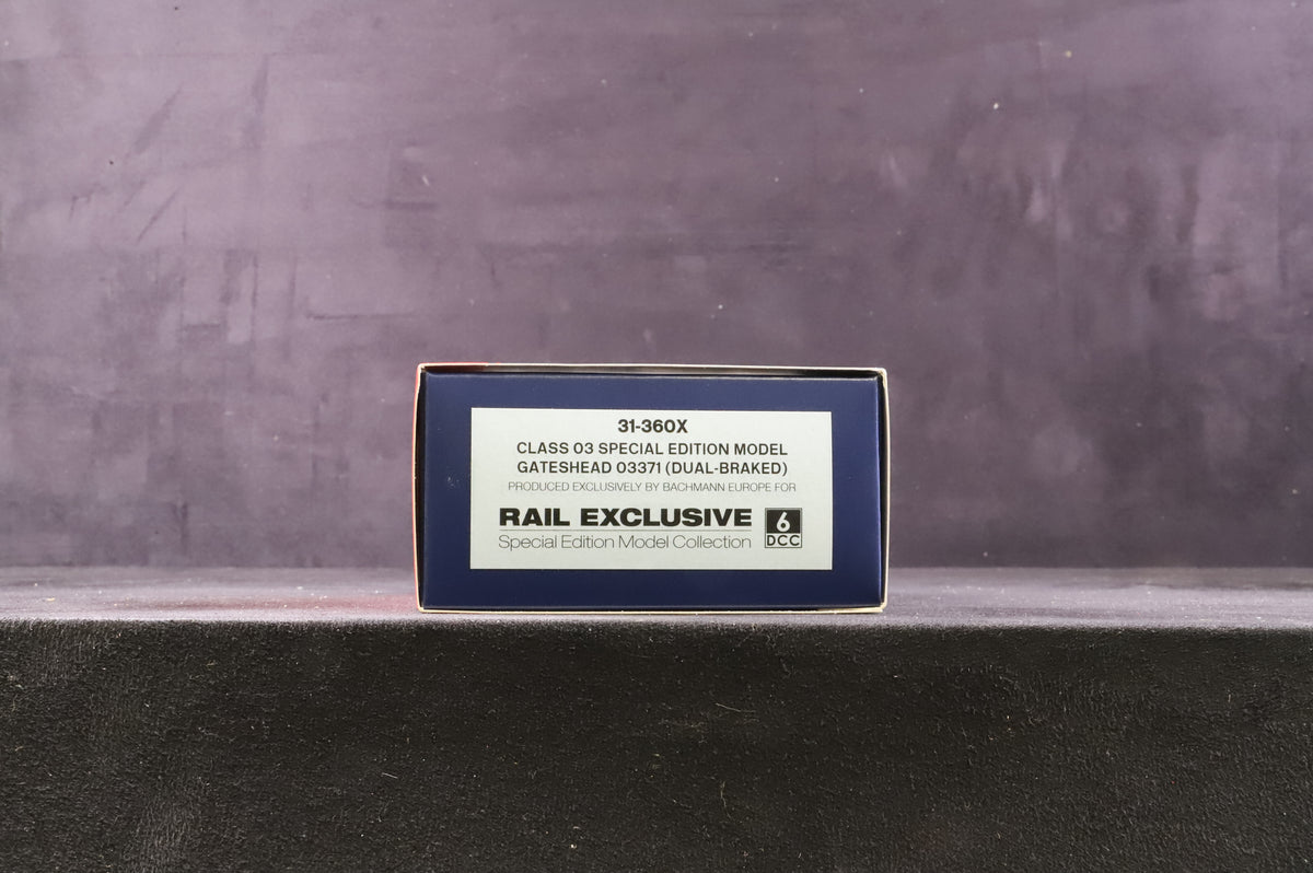 Bachmann/Rail Excl. OO 31-360X Class 03 Gateshead &#39;03371&#39; (Dual-Braked), Special Ed. of 500