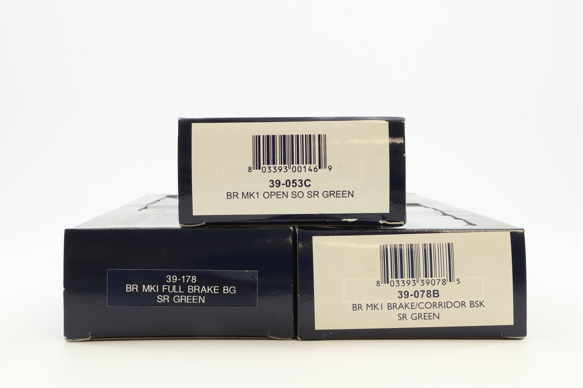 Bachmann OO Rake Of 3 BR Mk1 SR Green Coaches Inc. 39-178, 39-053C & 39-078B