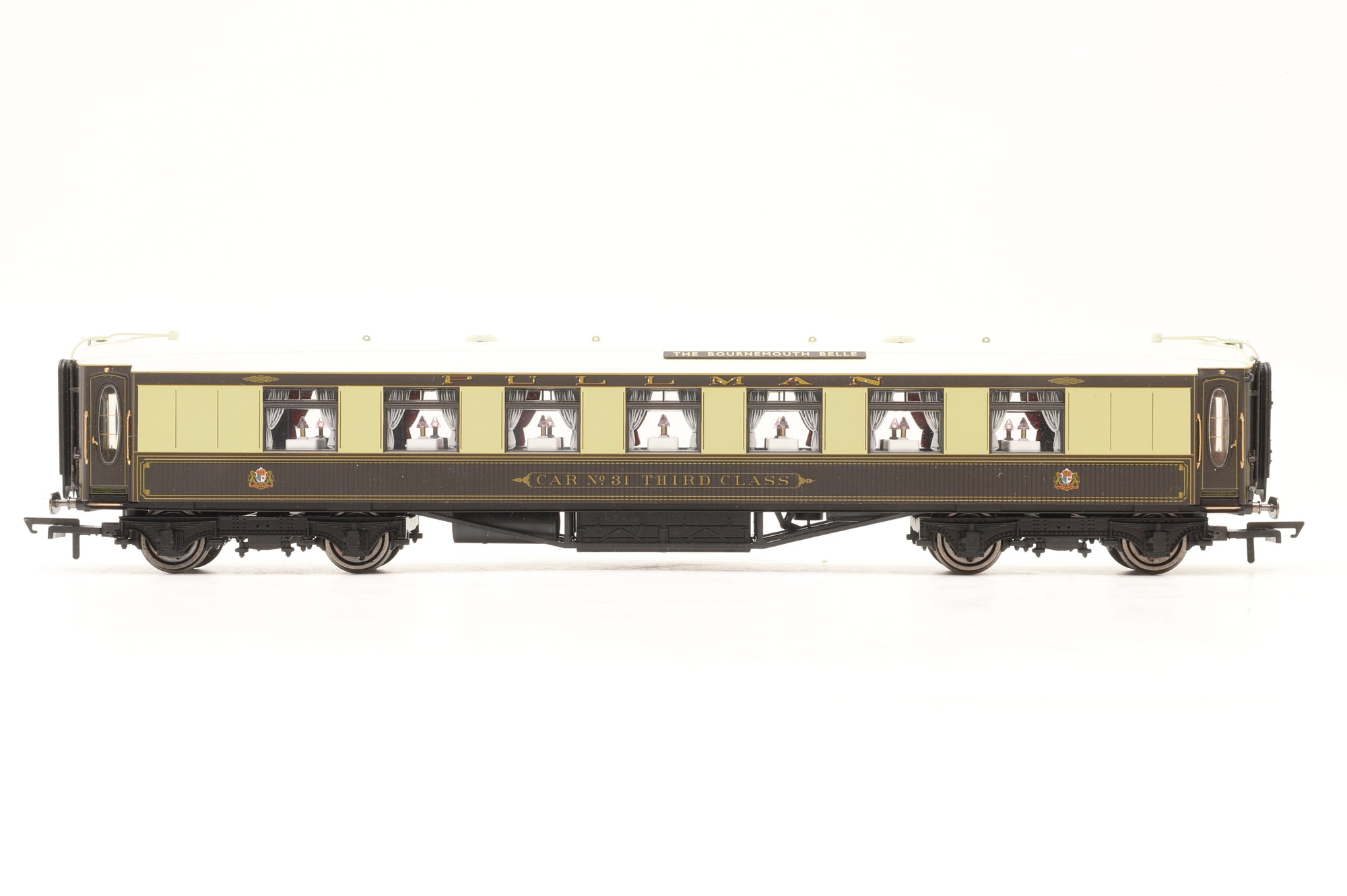 Hornby OO R2661M The Bournemouth Belle Train Pack