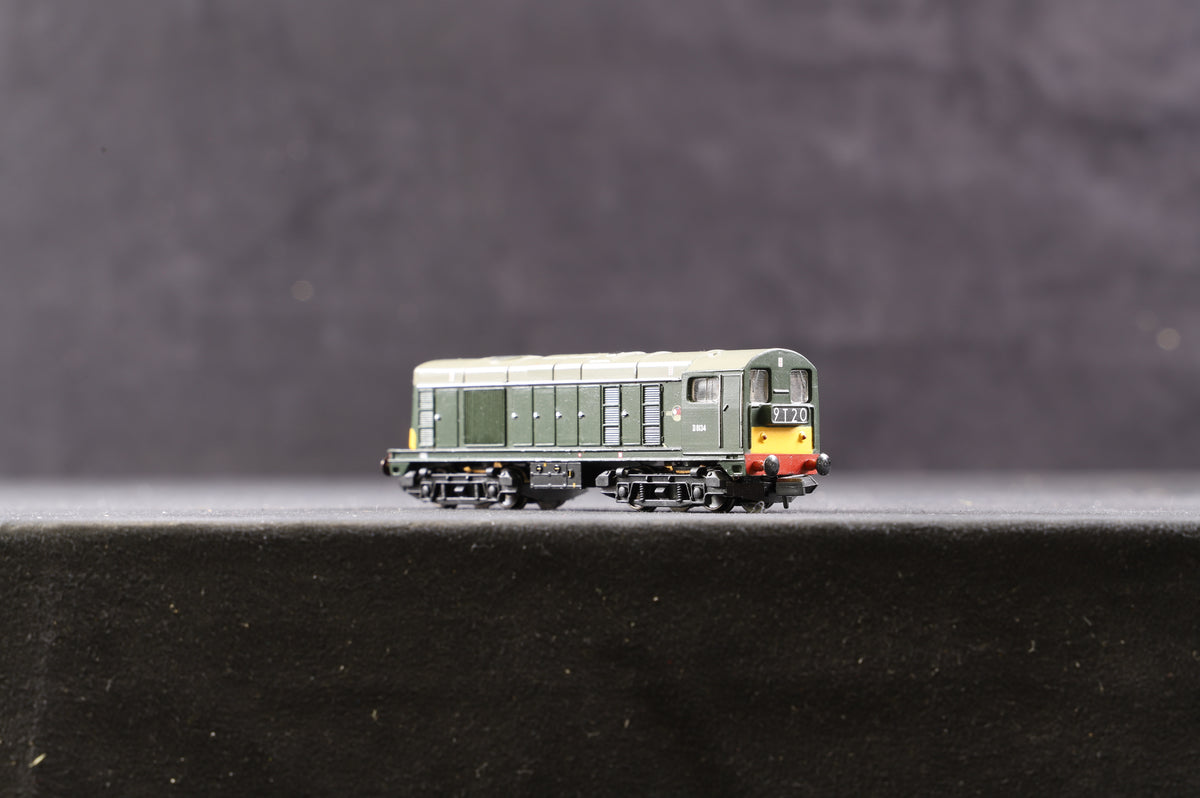 Graham Farish N 371-026 Class 20 Diesel &#39;D8134&#39; BR Green