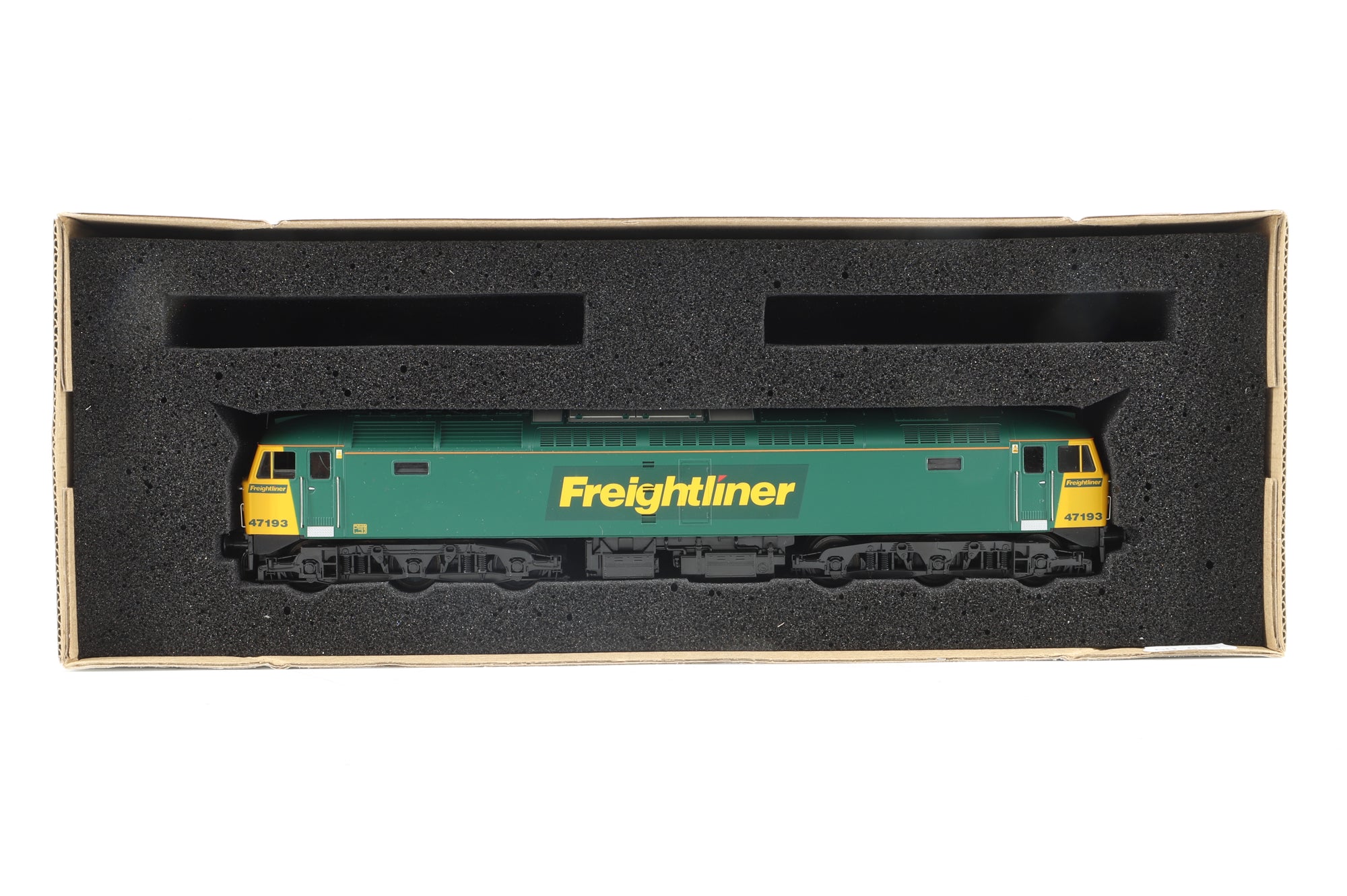 Heljan OO 4680 Class 47 '47193' Freightliner Green