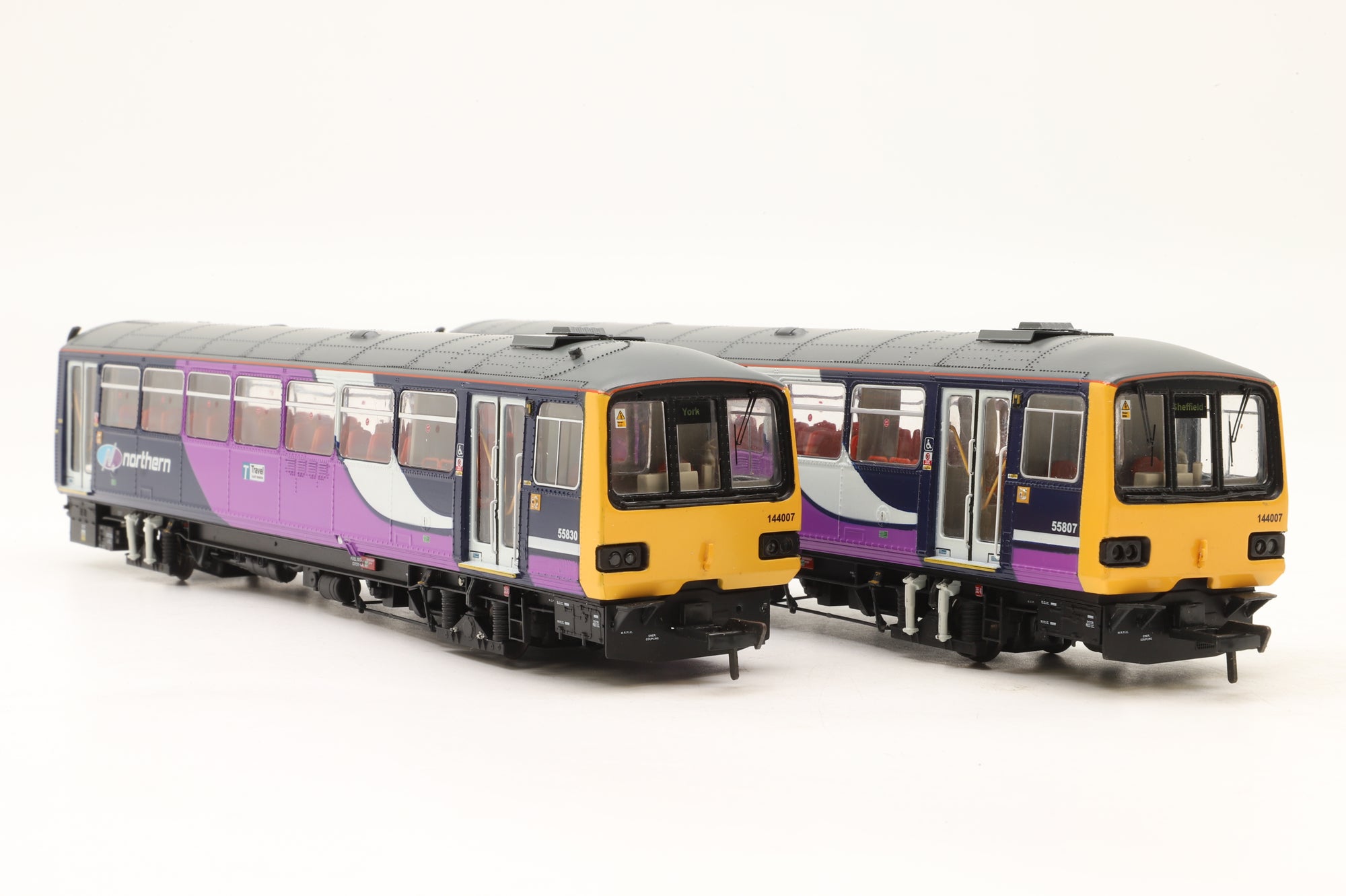 RealTrack OO RT144-112 Class 144 Pacer 2-Car DMU in Northern Livery