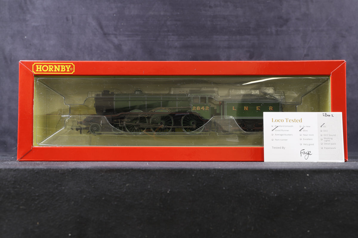 Hornby OO R3447 4-6-0 B17 &#39;Kilverstone Hall&#39;&#39; &#39;2842&#39; LNER Green