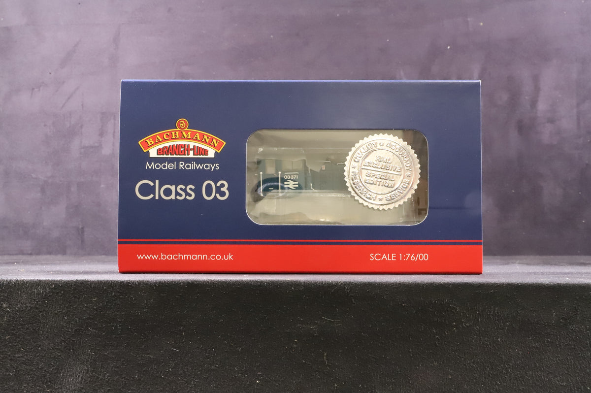 Bachmann/Rail Excl. OO 31-360X Class 03 Gateshead &#39;03371&#39; (Dual-Braked), Special Ed. of 500