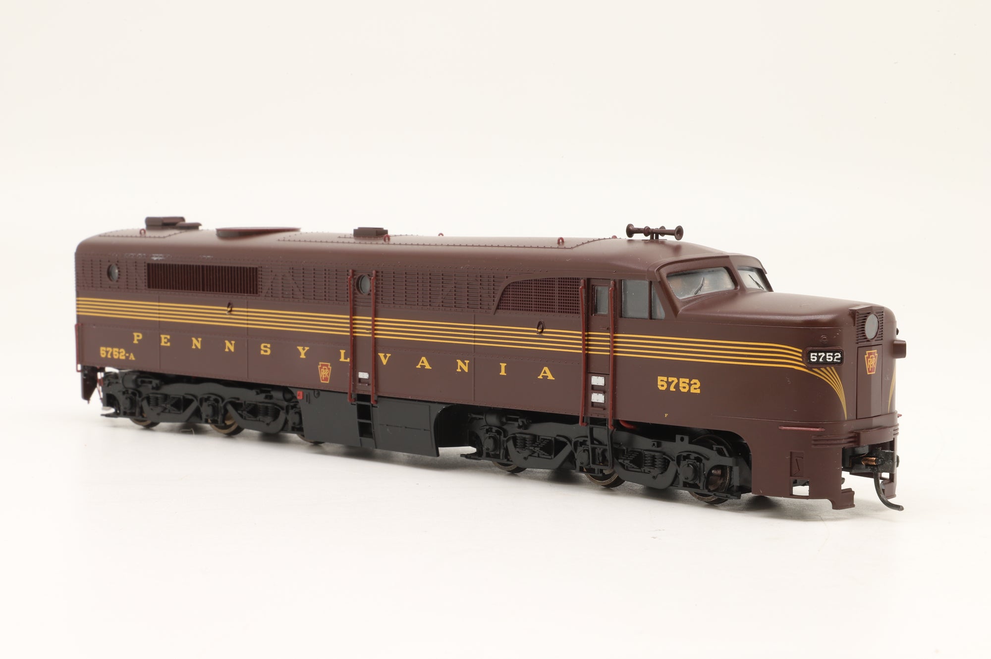 Proto 2000 HO Alco PA-1 #5752 in PRR Maroon