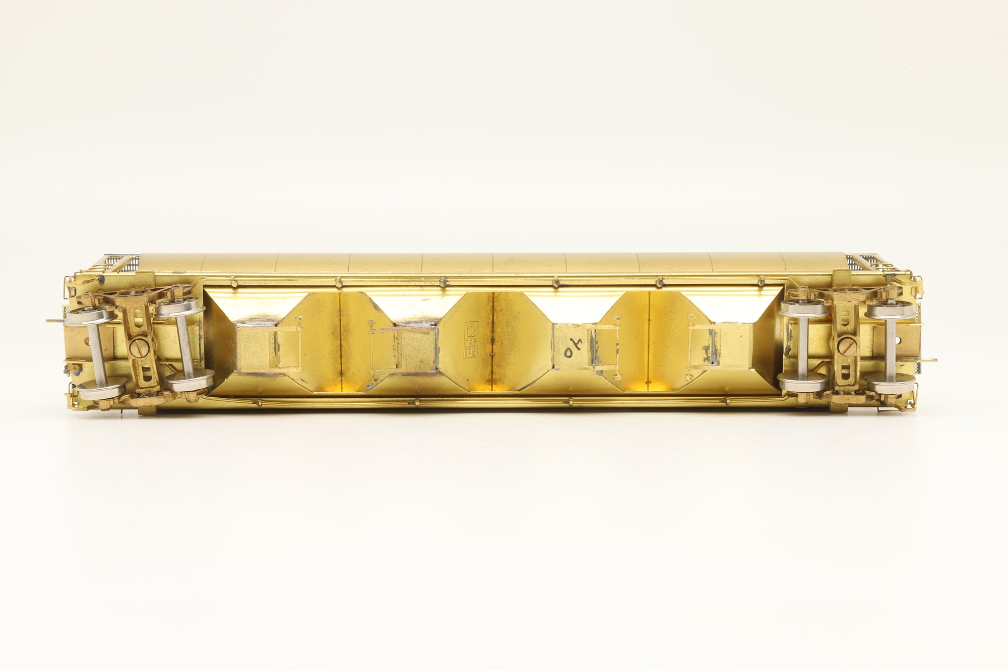 Overland Models/Ajin HO CN Covered Hopper, Unpainted Brass