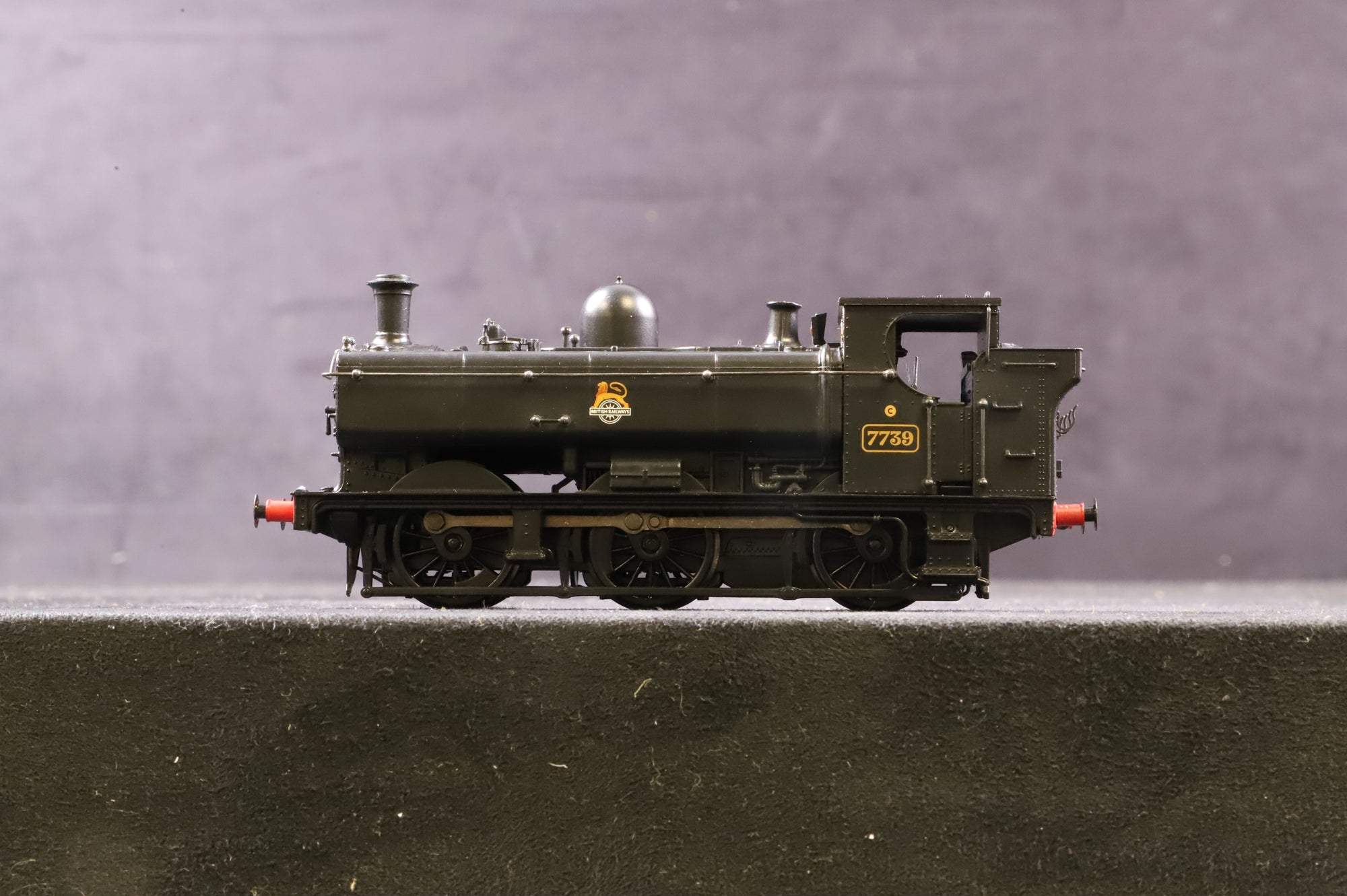 Bachmann OO 32-211 Pannier Tank '7739' BR Black E/C
