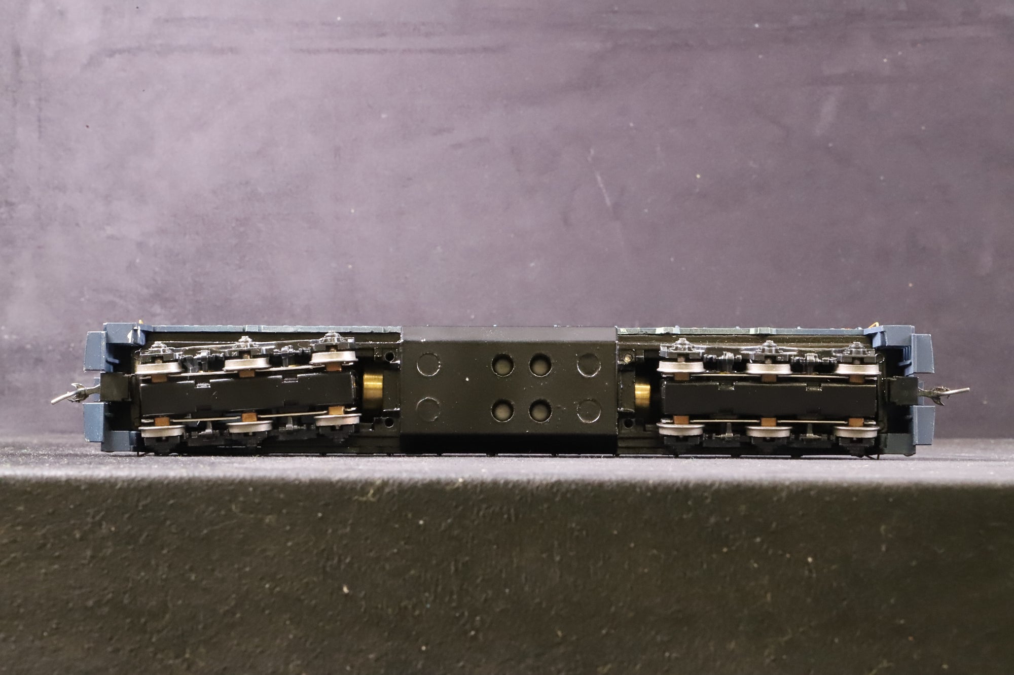 HO GE C30 Diesel Locomotive '3301' C&O Renumbered DCC Fitted