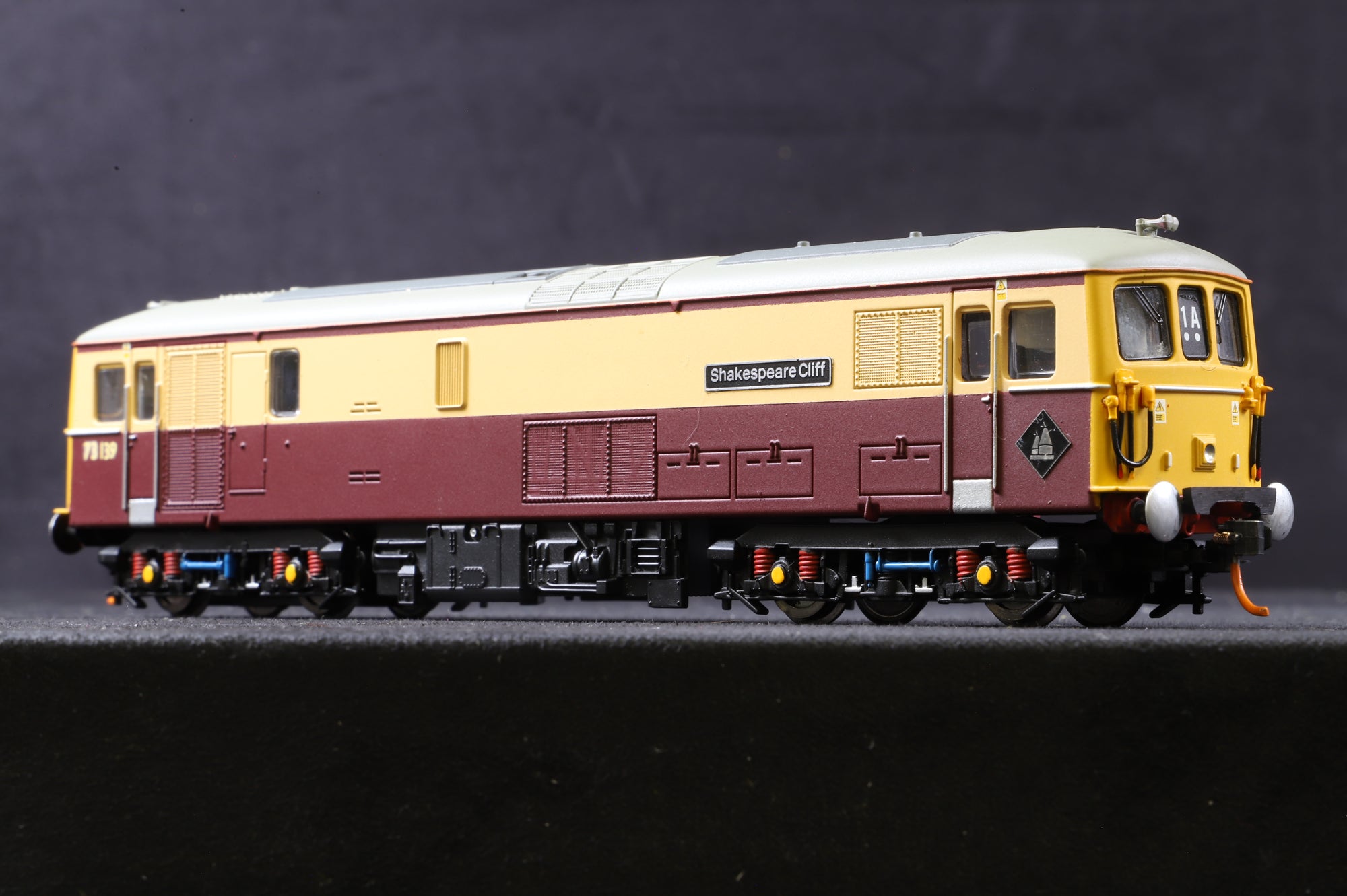 Hornby OO Class 73 'Shakespeare Cliff' '73139', Plum/Cream - Repainted, renumbered & renamed