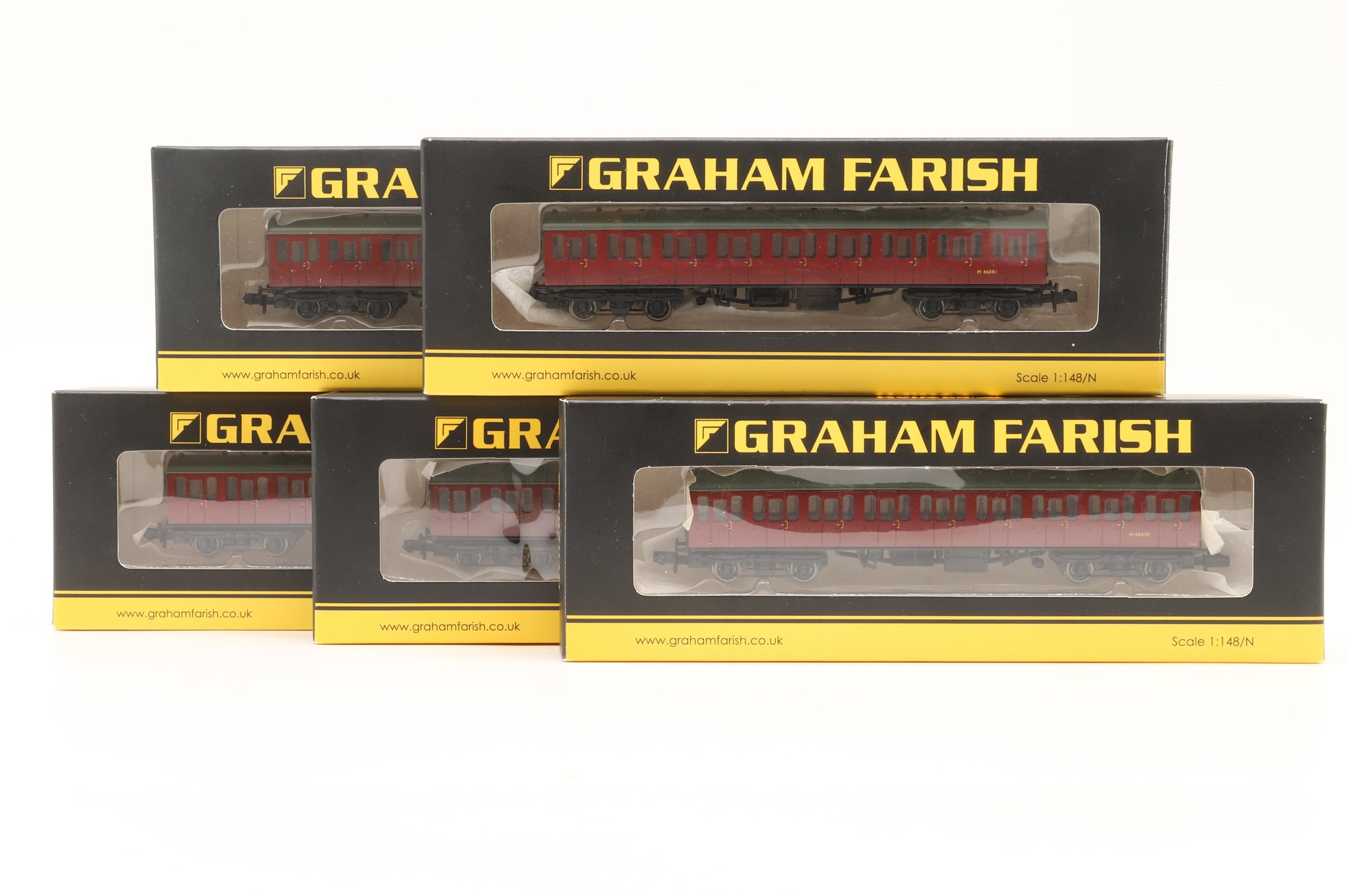 Graham Farish N Rake of 5 Mk1 Suburban BR Crimson Coaches