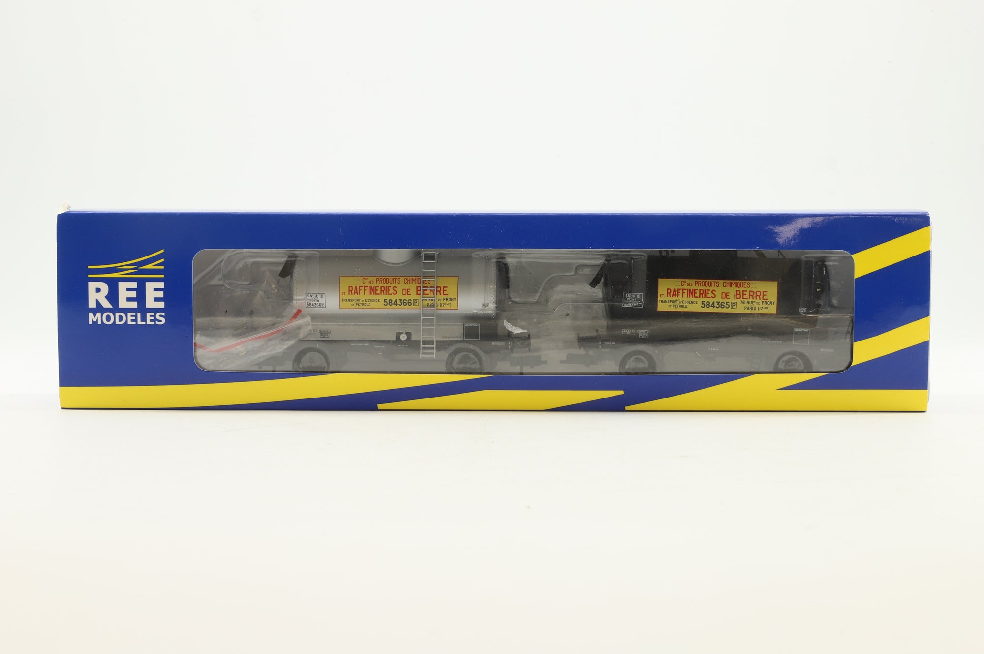 REE Models HO WB-455 Twin Pack of SNCF Silver/Black Tank Wagons