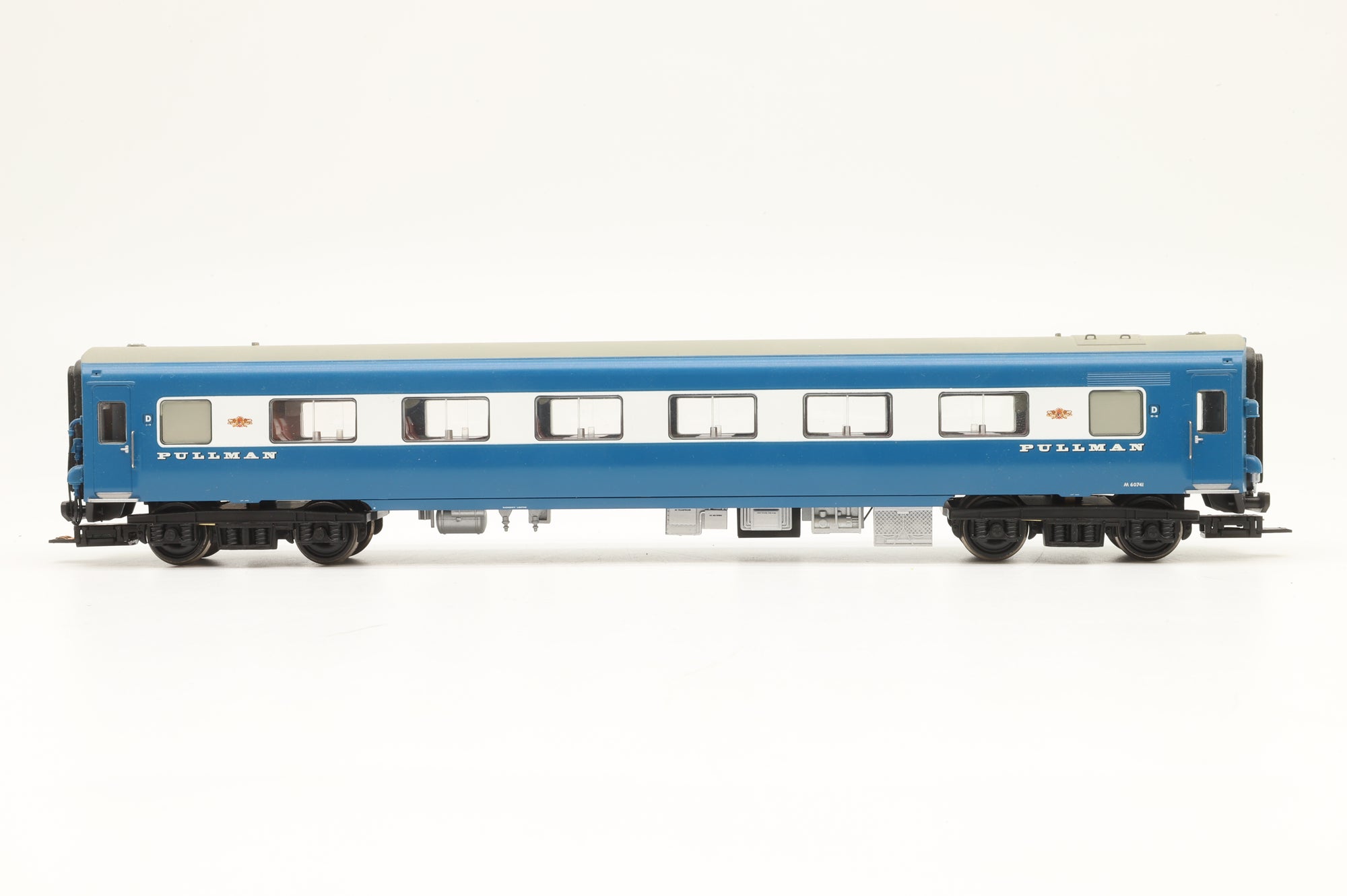 Bachmann OO 31-255DC Midland Pullman 6 Car Unit Nanking Blue DCC Sound
