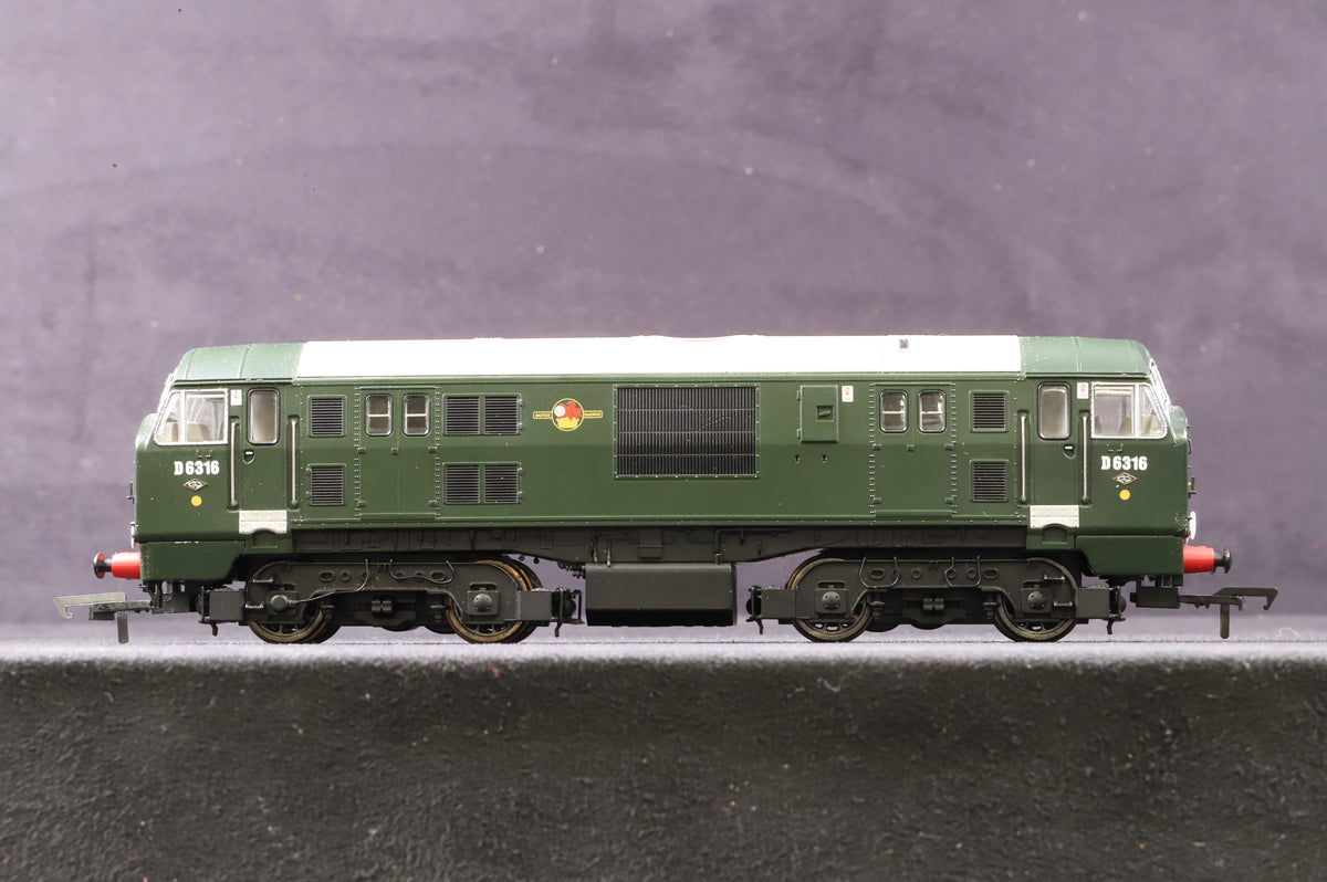 Dapol OO 4D-012-001 Class 22 D6316 in BR Green w/ Small Yellow Panel &amp; Headcode Discs