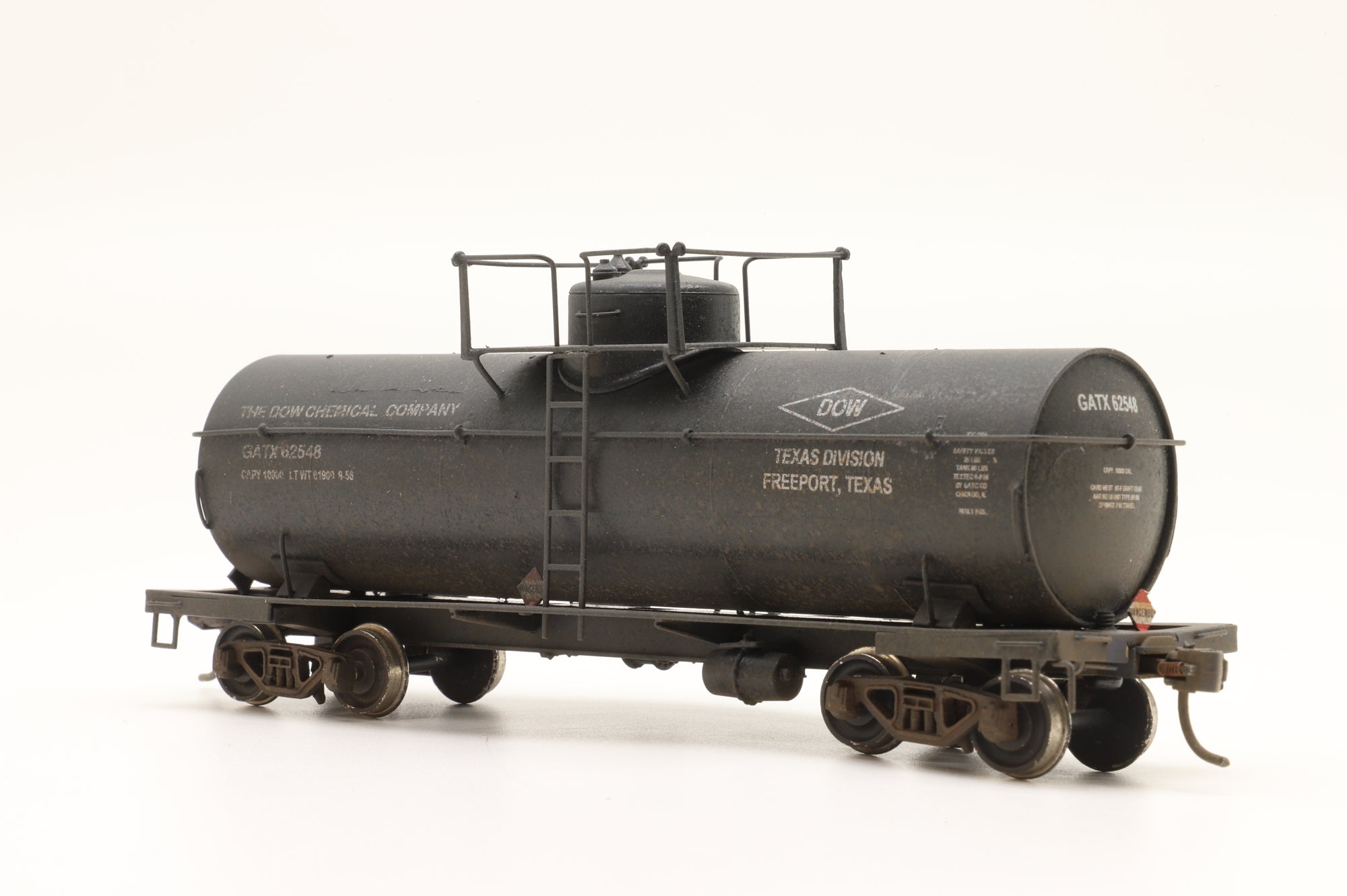 Iron Horse Models HO Brass 8,000 Gallon Tank Car 'The Dow Chemical Company', Weathered