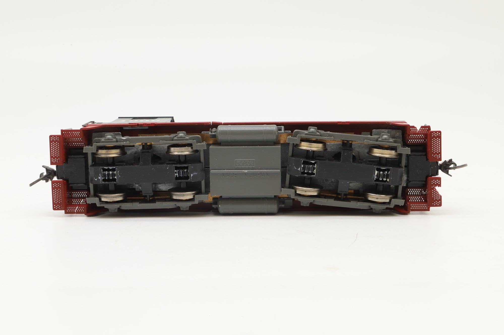 WORKSHOP Kato HO 37-11C EMD NW2 #1906 in SP Grey/Red