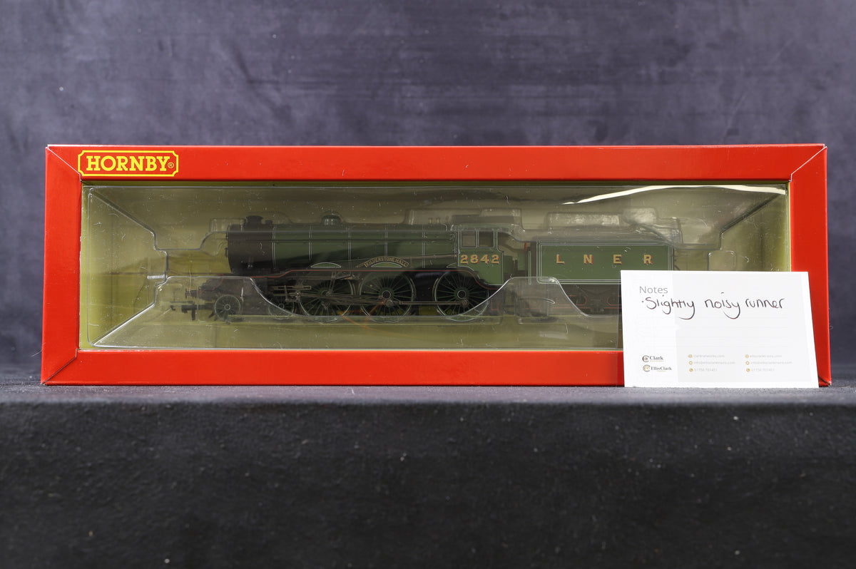 Hornby OO R3447 4-6-0 B17 &#39;Kilverstone Hall&#39;&#39; &#39;2842&#39; LNER Green