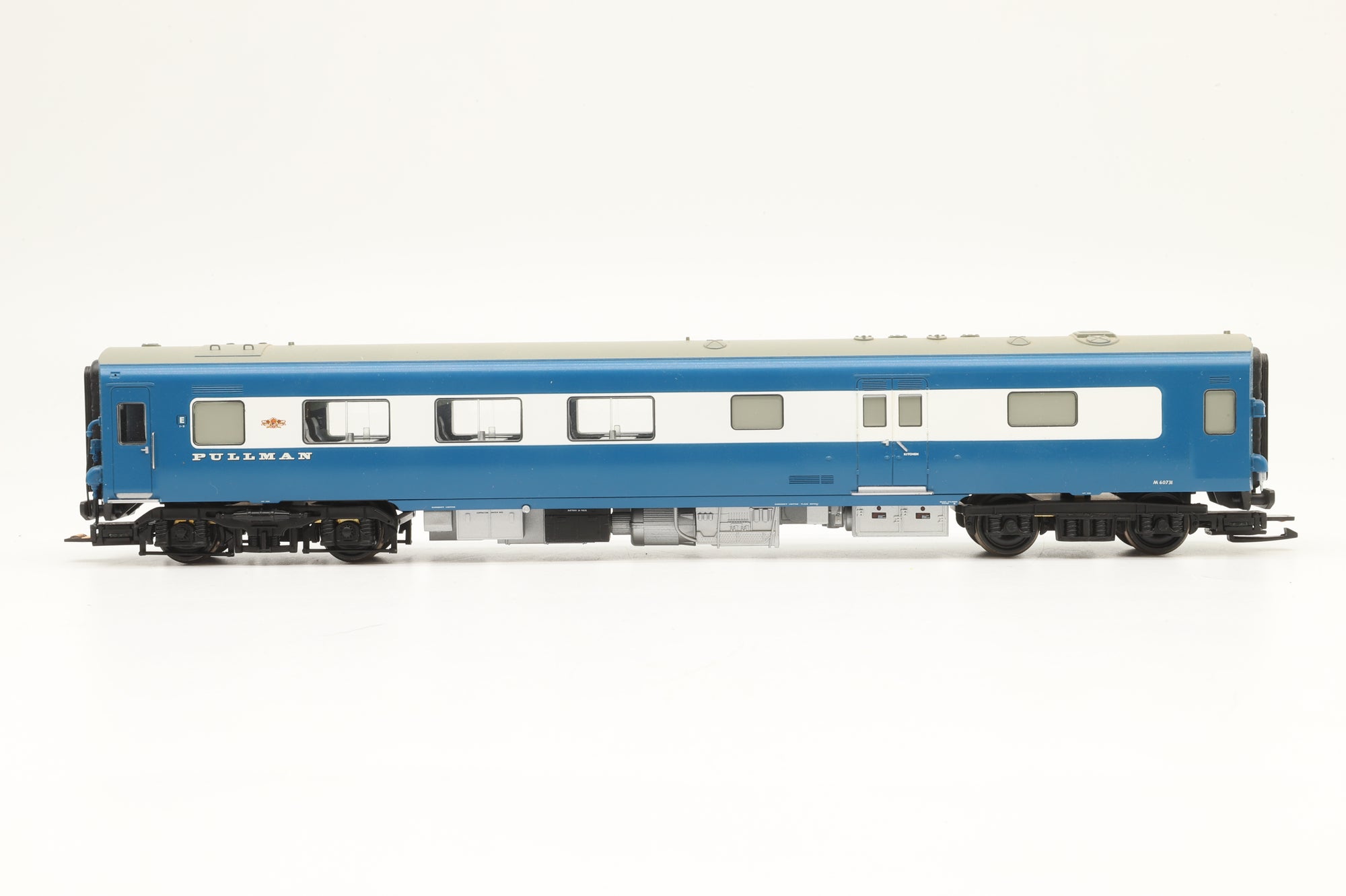 Bachmann OO 31-255DC Midland Pullman 6 Car Unit Nanking Blue DCC Sound