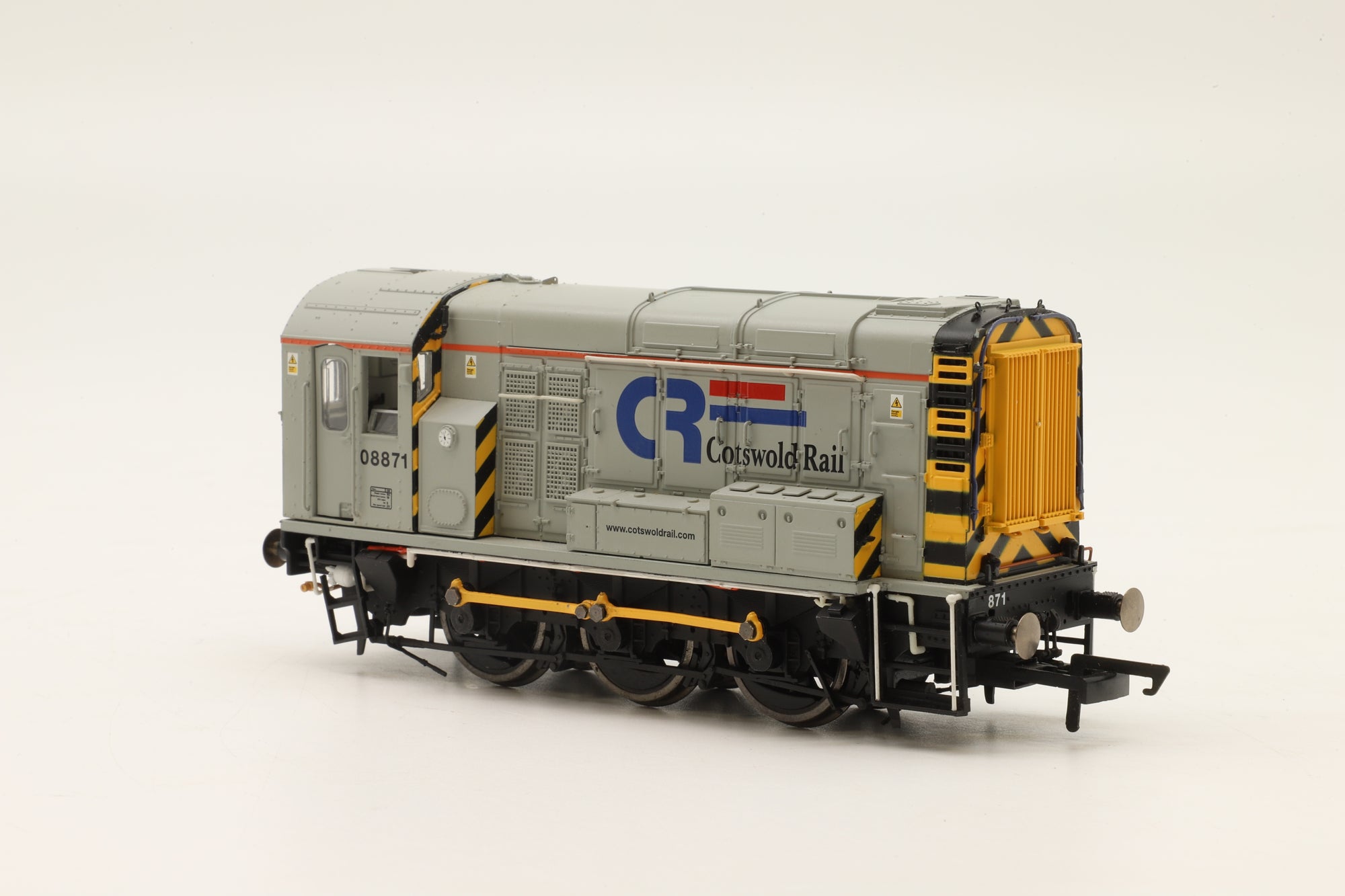 Hornby OO R2594 Class 08 Shunter '08871' Cotswold Rail DCC Fitted