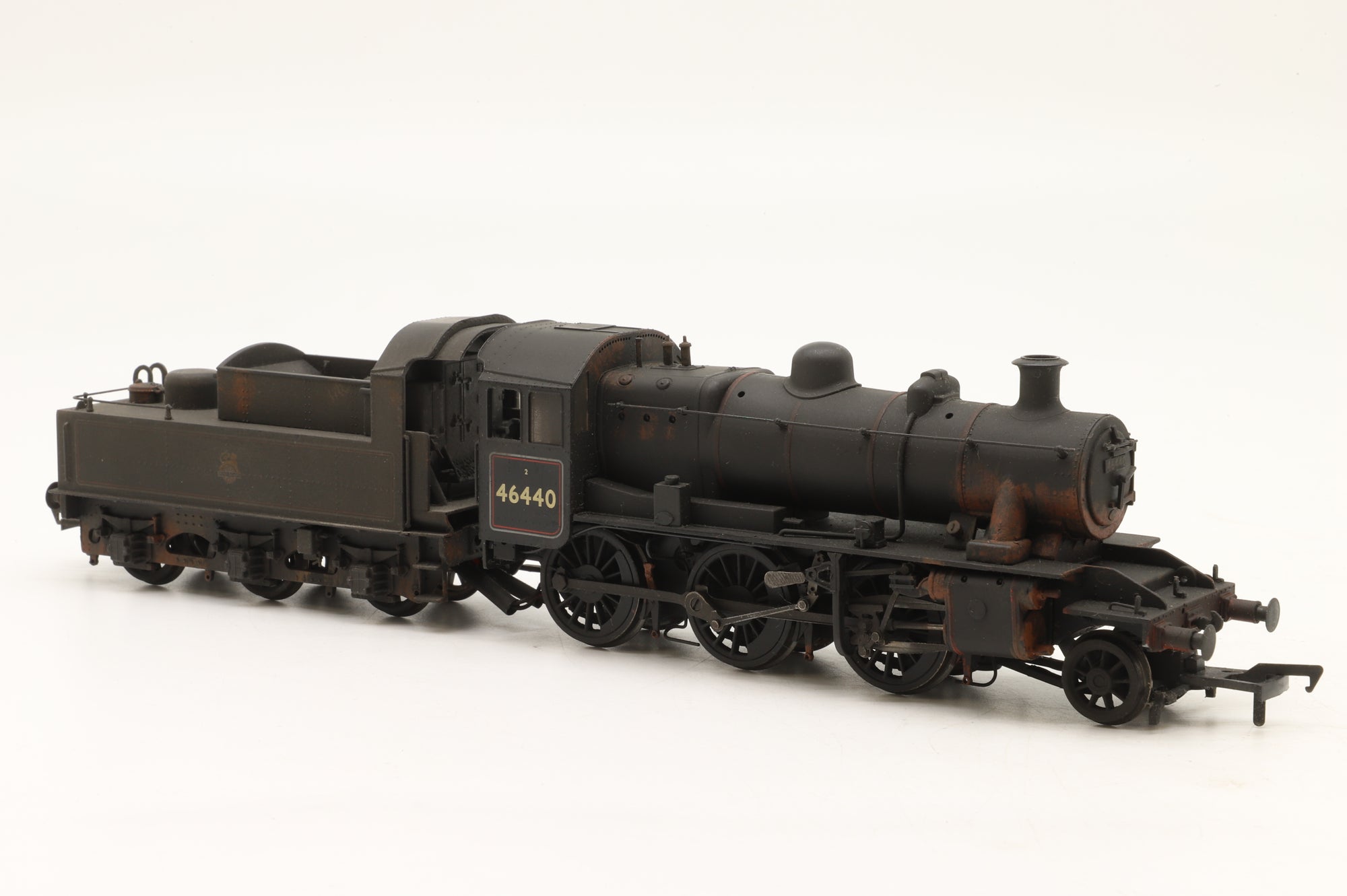 Bachmann OO 32-826 Ivatt Class 2MT '46440' BR Lined Black E/C Weathered