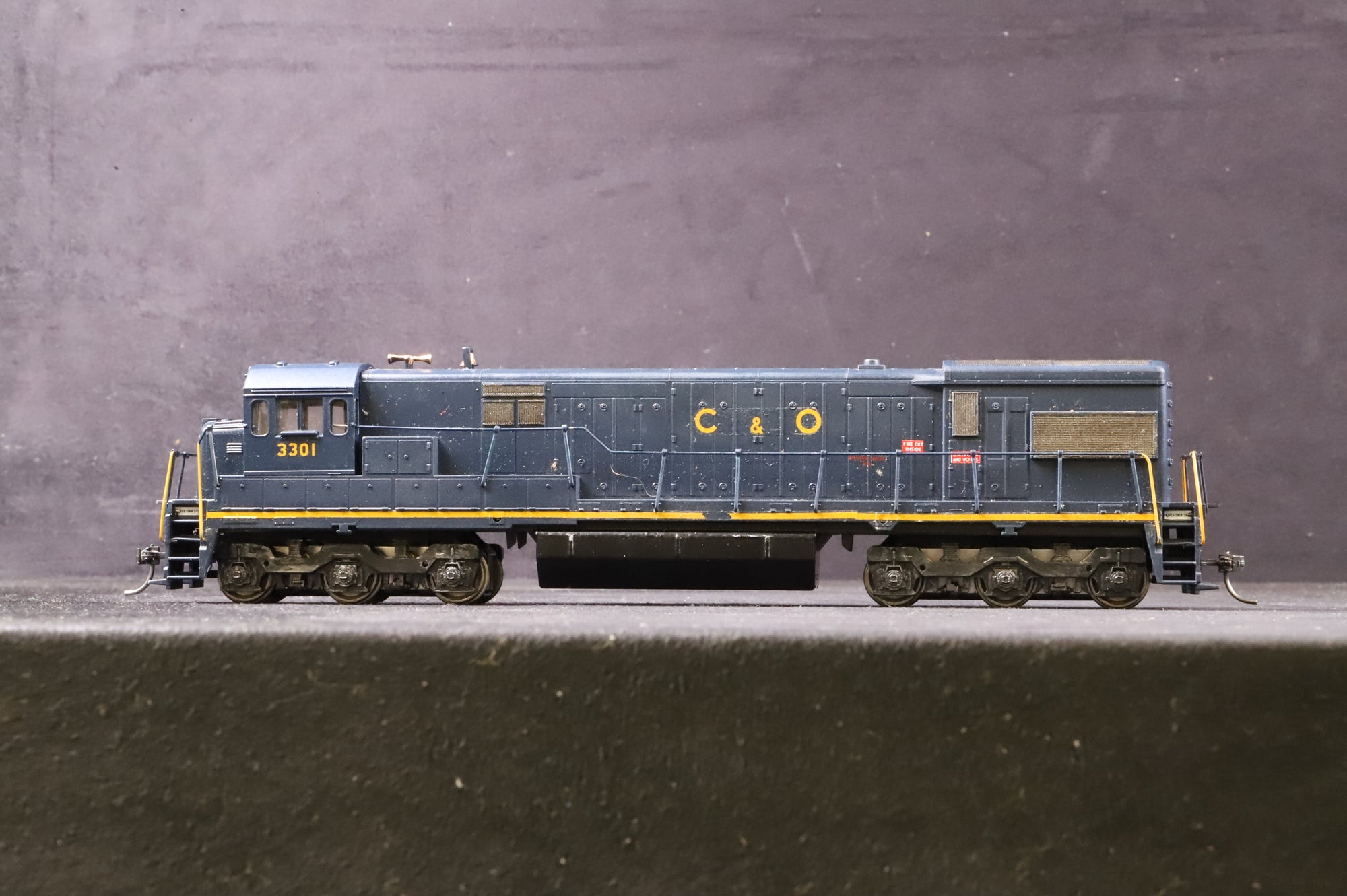 HO GE C30 Diesel Locomotive '3301' C&O Renumbered DCC Fitted