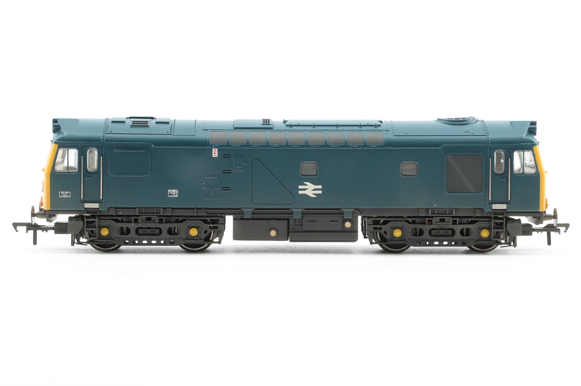 Bachmann OO 32-412 Class 25/2 BR Blue '25083', Weathered