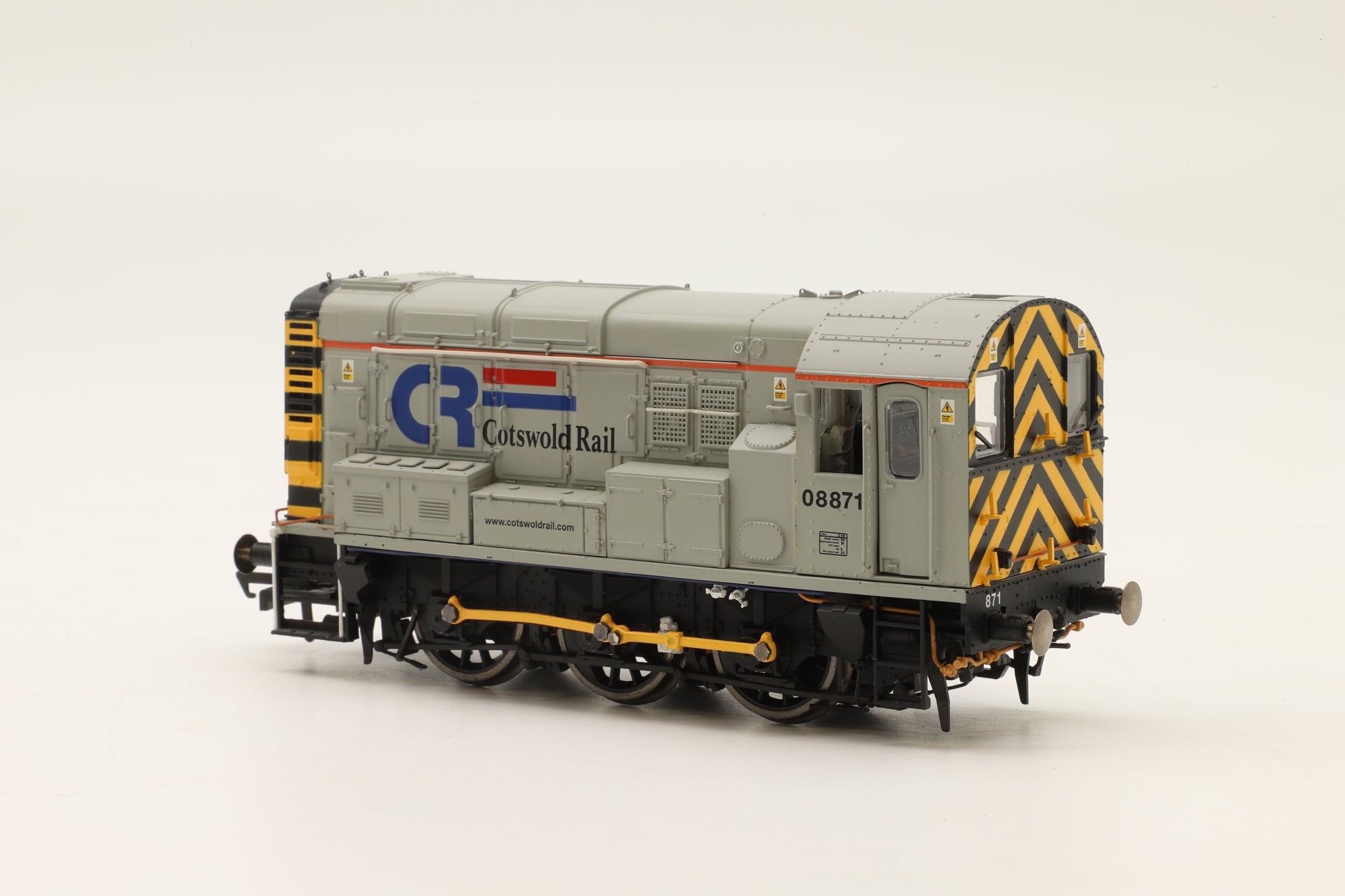 Hornby OO R2594 Class 08 Shunter '08871' Cotswold Rail DCC Fitted