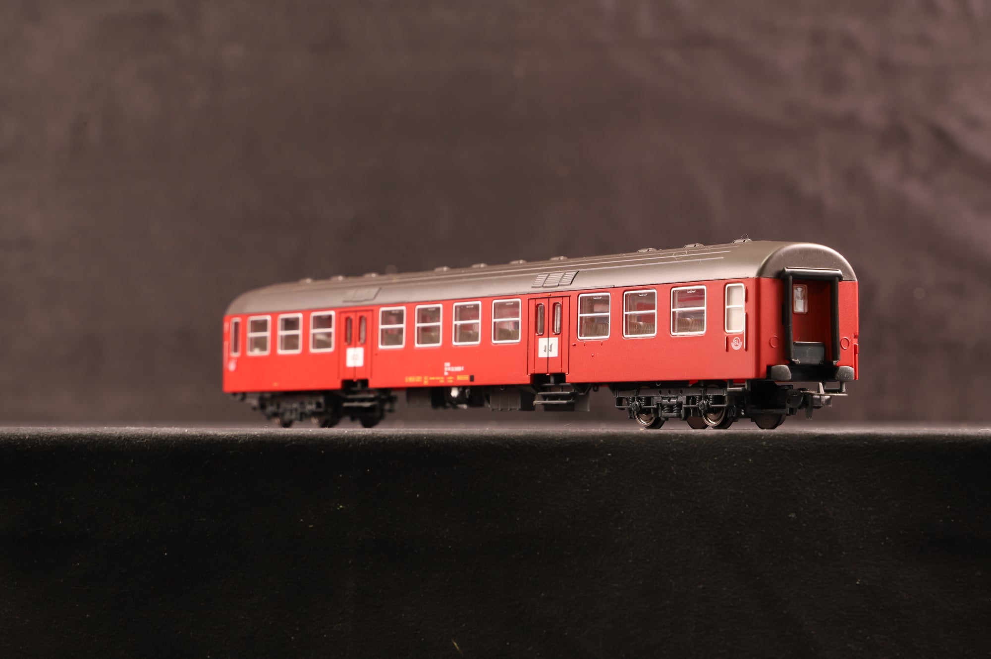 Heris HO Rake Of 4 Ex DSB TOG & TEKNO Coaches