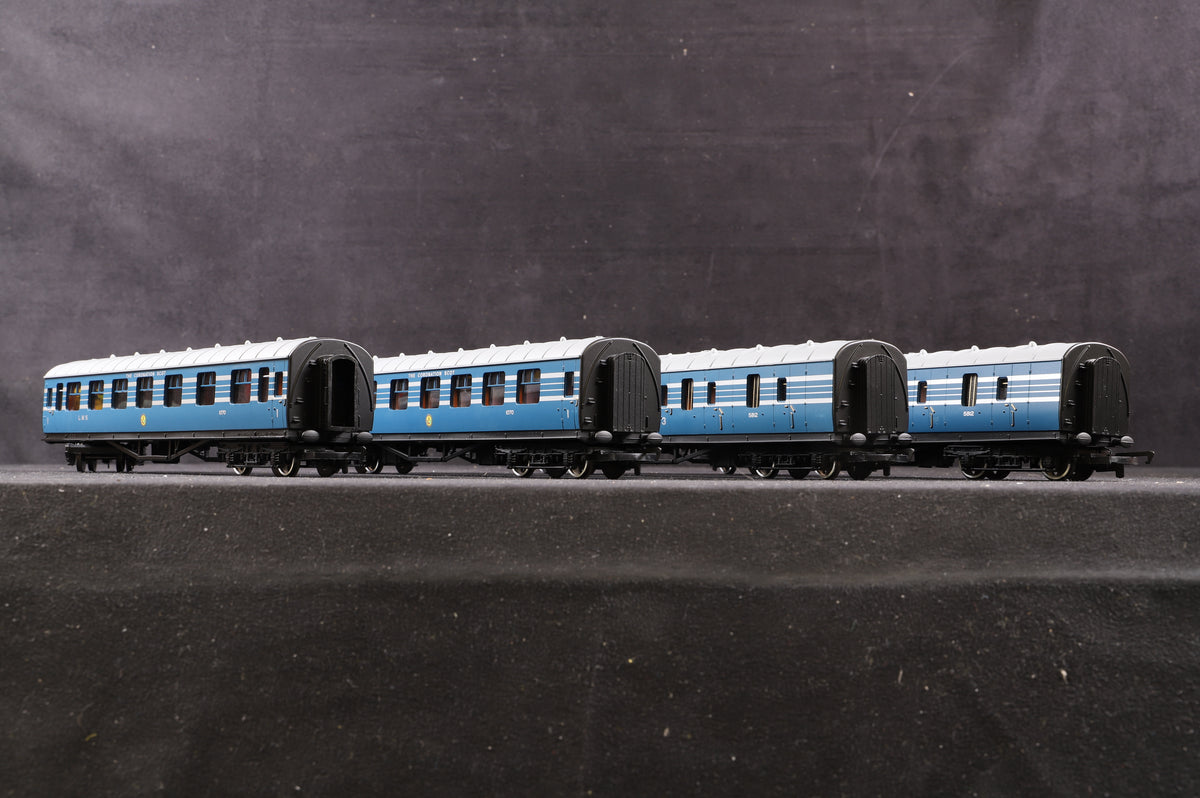 Hornby OO Rake Of 4 LMS Coronation Coaches