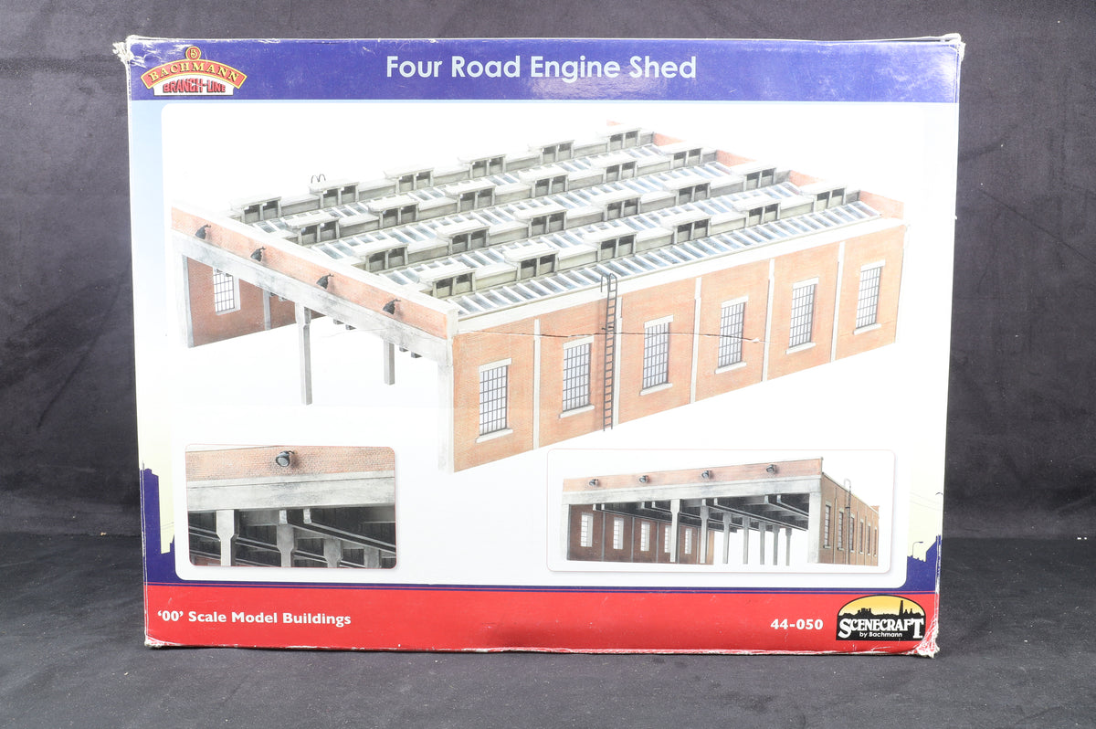 Bachmann OO 44-050 Four Road Engine Shed