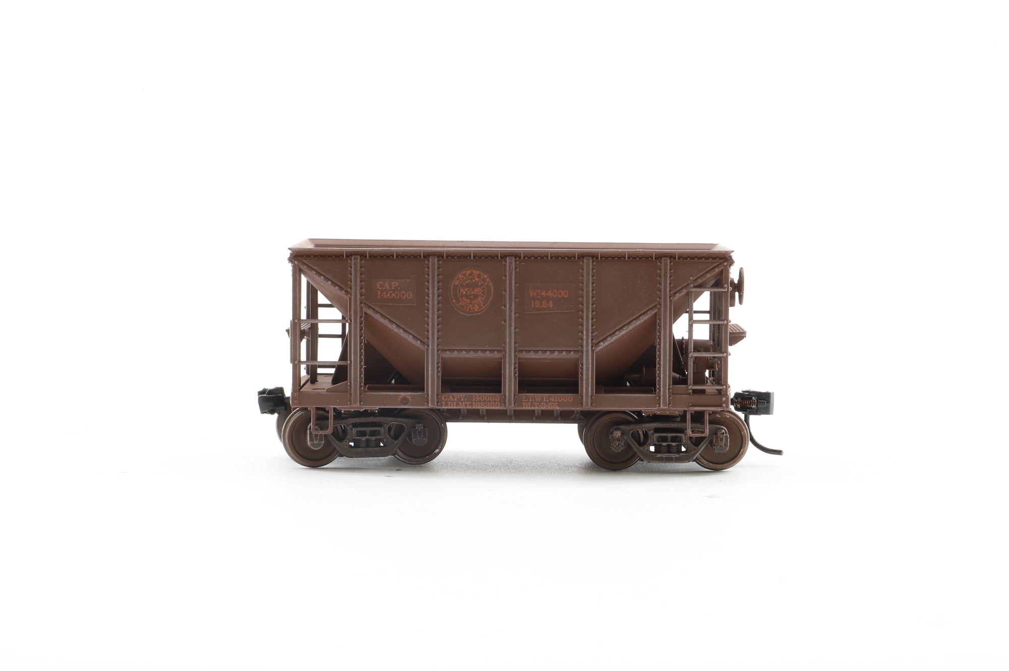 Walthers HO 932-40506 12-Pack of Michigan Ore Cars in DMIR Brown - Pro-Customised/Weathered