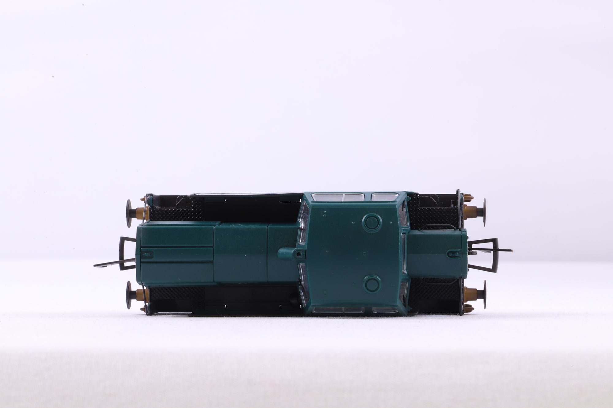 Hornby OO R3180 Tarmac 4wDM Diesel Sentinel Weathered