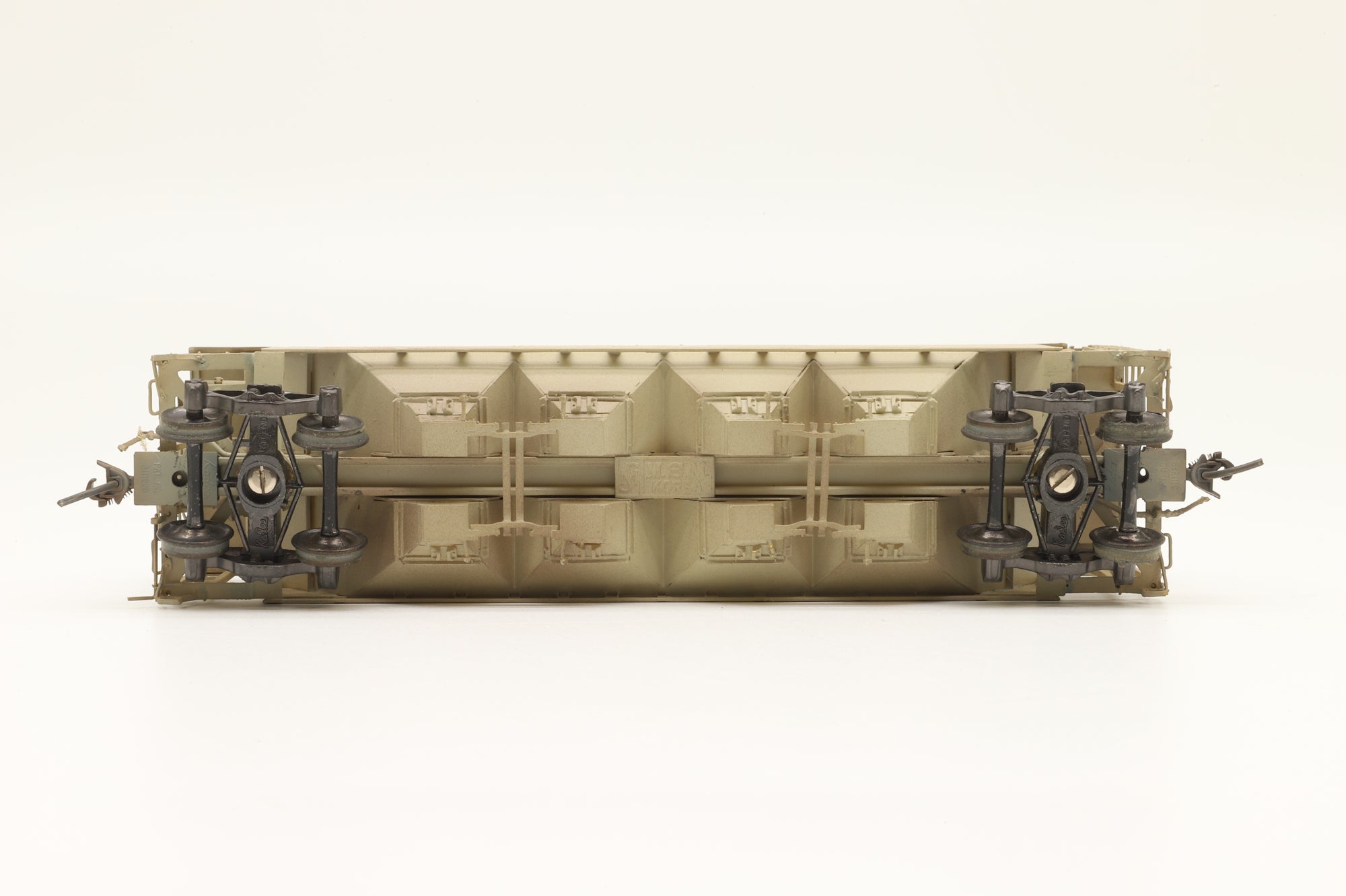 Overland Models/M.S Models HO OMI-3138 CN 'Slab Side' Covered Hopper #135400-135599, Custom Painted Brass