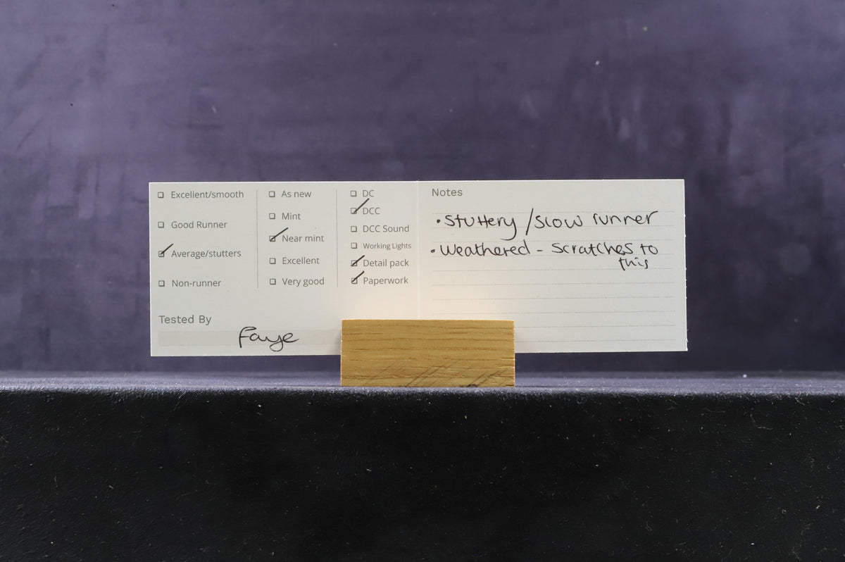 Heljan OO 17001 Class 17 D8568 in BR Green w/ Small Yellow Panels