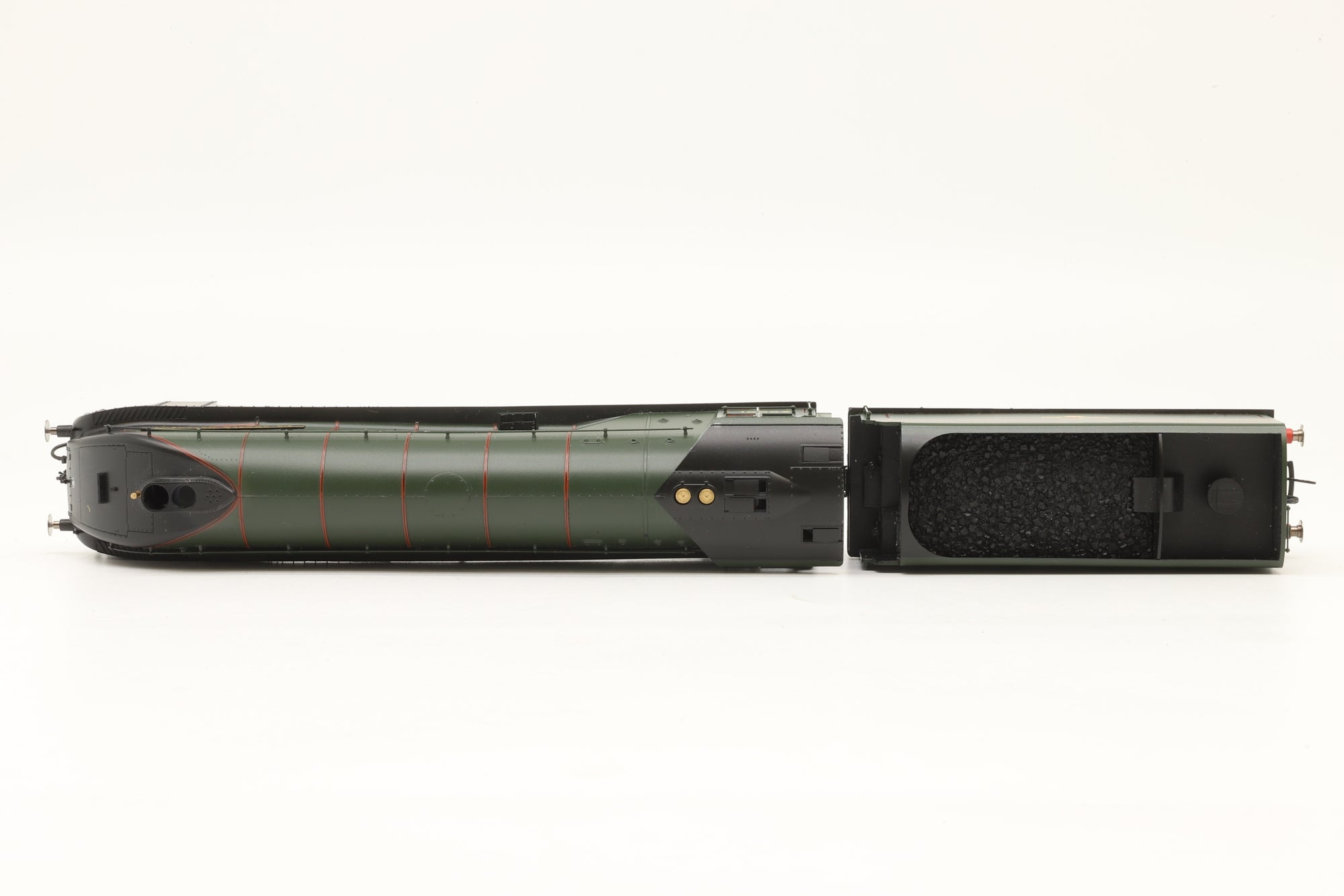 Hornby OO R2896XS Class A4 '60001' 'Sir Ronald Matthews' BR Lined Green L/C DCC Sound