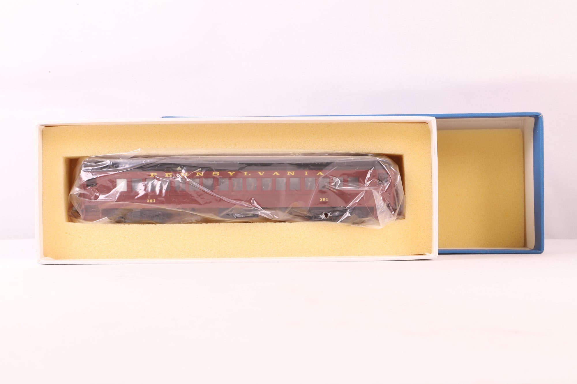Rail Works Ltd HO Brass Passenger Car PRR P54 Coach w/ Interior '381'