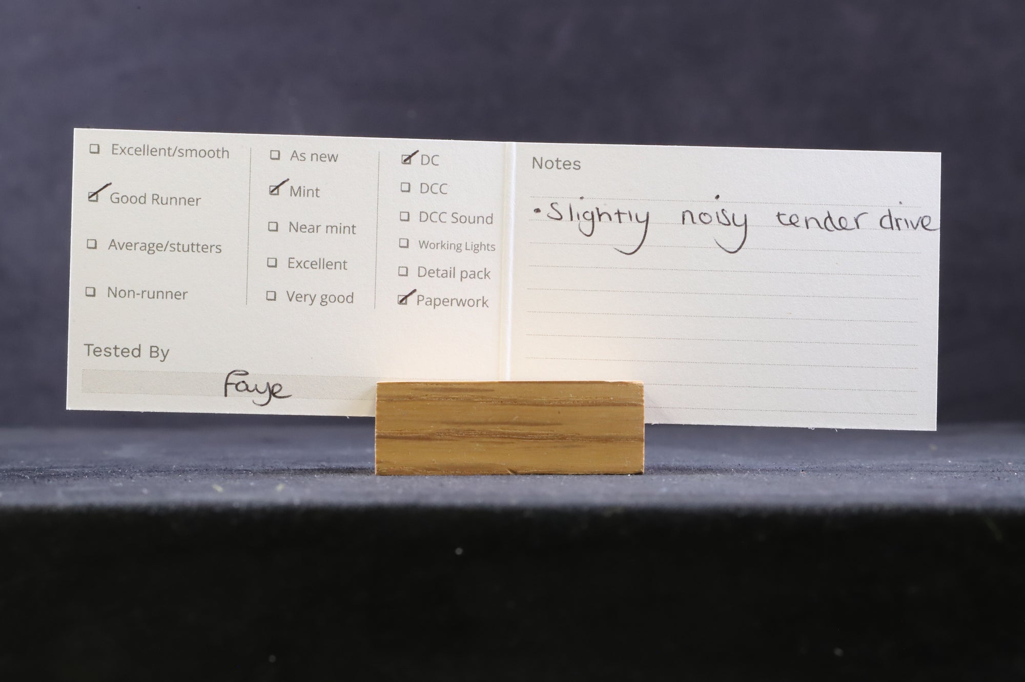 Hornby OO R9232 Thomas & Friends 'Edward' '2' Steam Locomotive