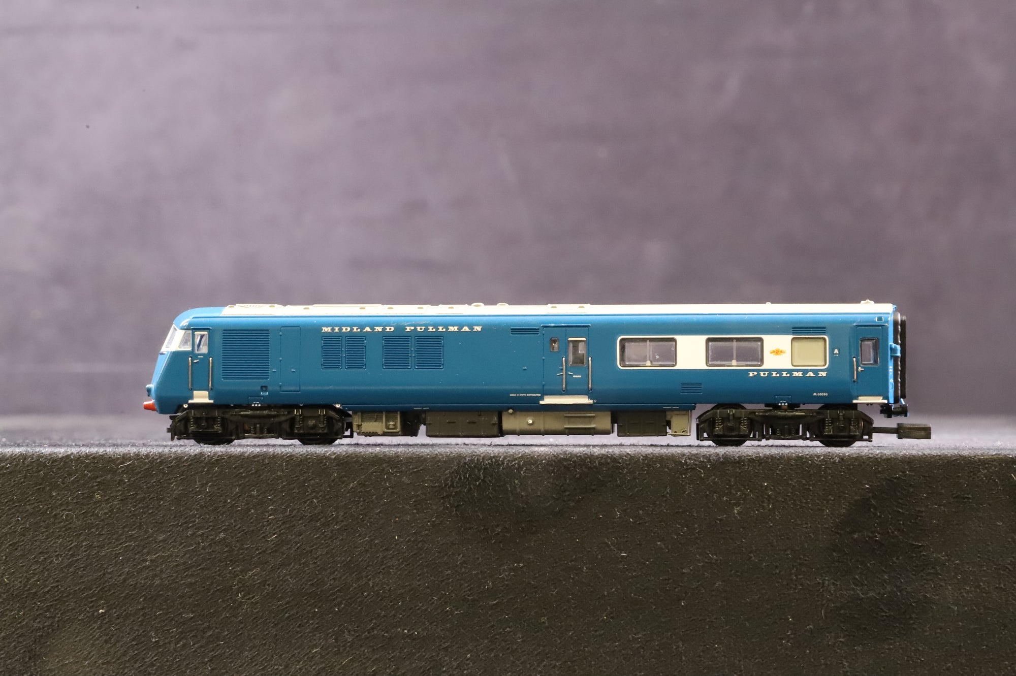 Graham Farish N 6 Car Midland Pullman Incorrect Coach Configuration