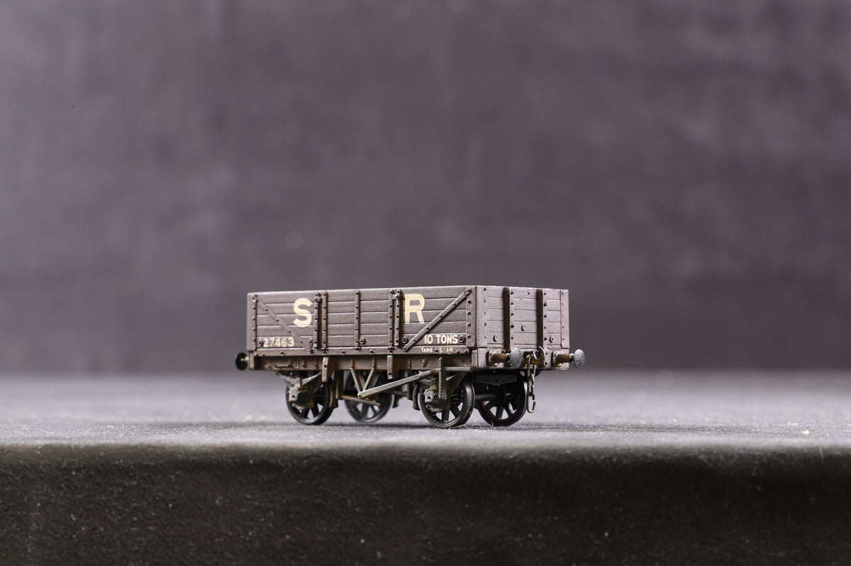 P4 Kit Built Rake Of 6 SR Weathered Wagons