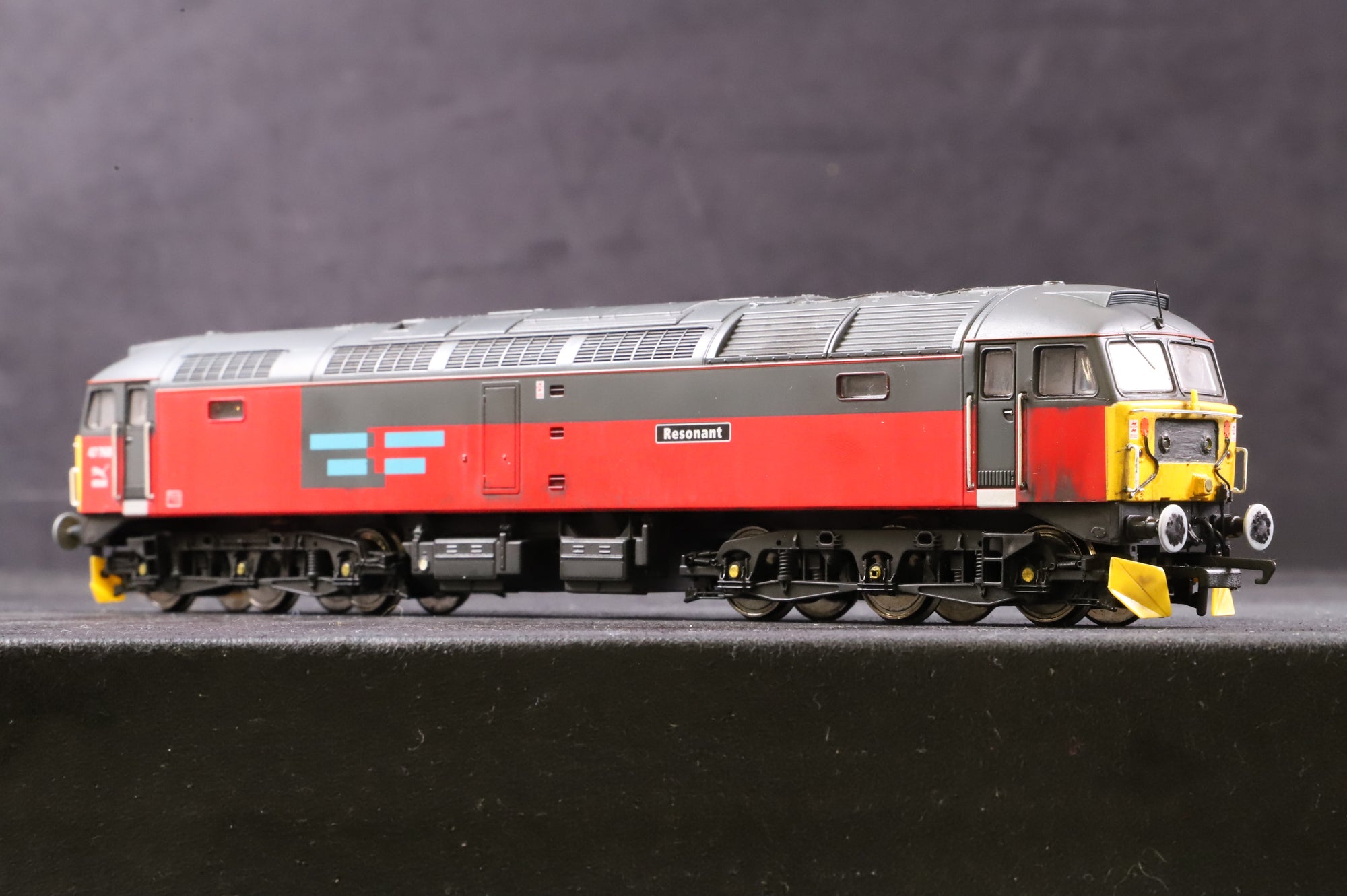 ViTrains OO V2039 Class 47/7 '47768' 'Resonant' RES livery, Weathered & DCC Fitted