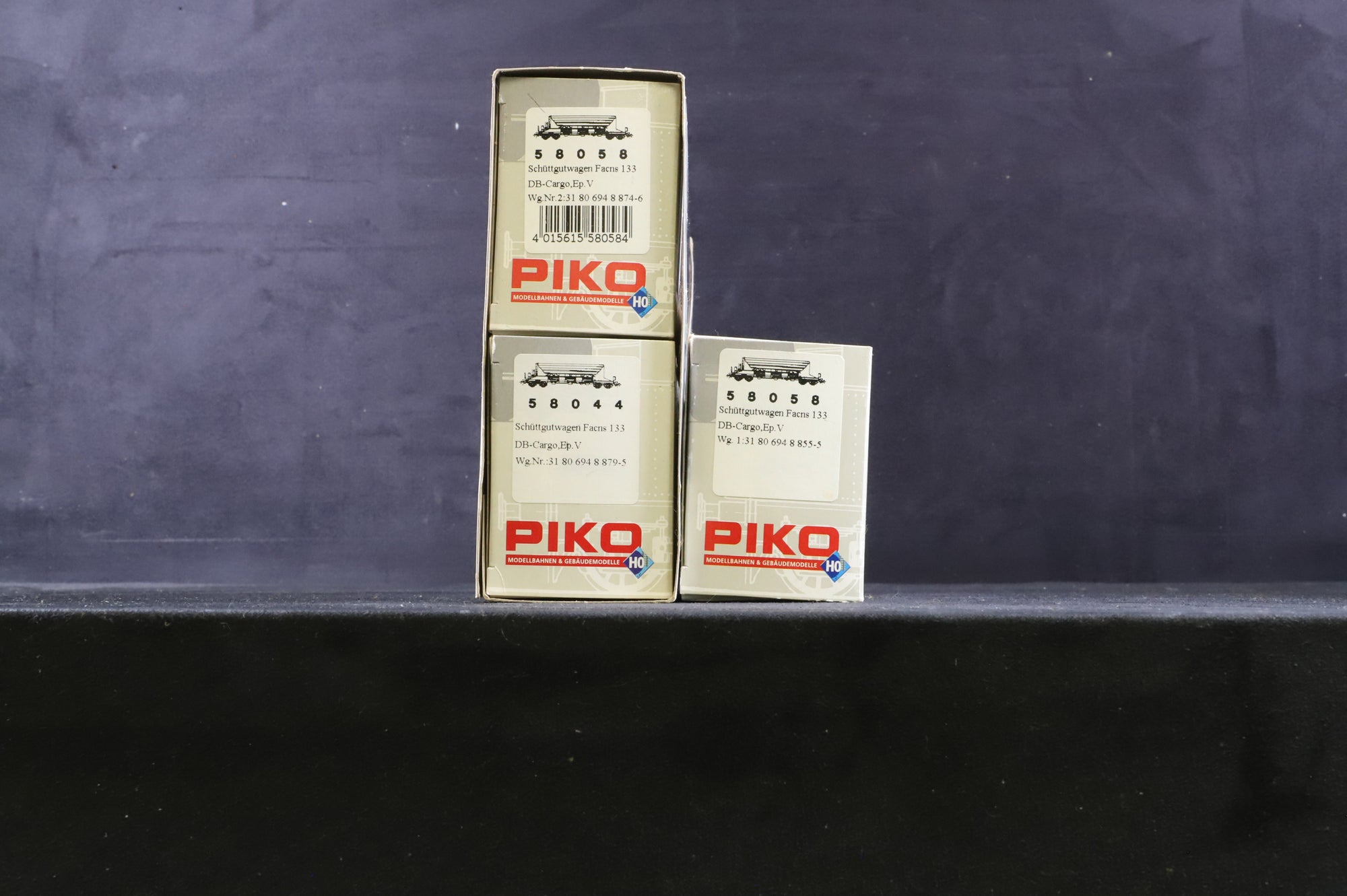 Piko HO Rake Of 3 DB Cargo Red Hopper Wagons Inc. 58-58x2 & 58044